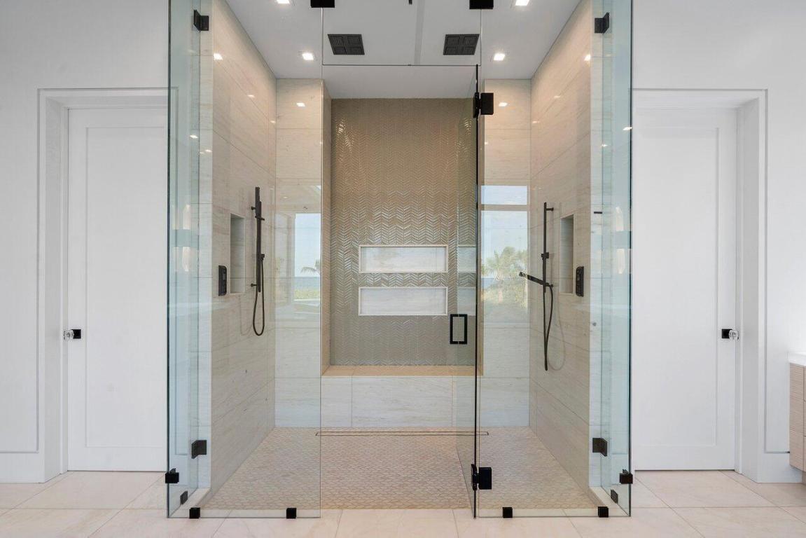 3016 SE Dune Stuart, FL 34996