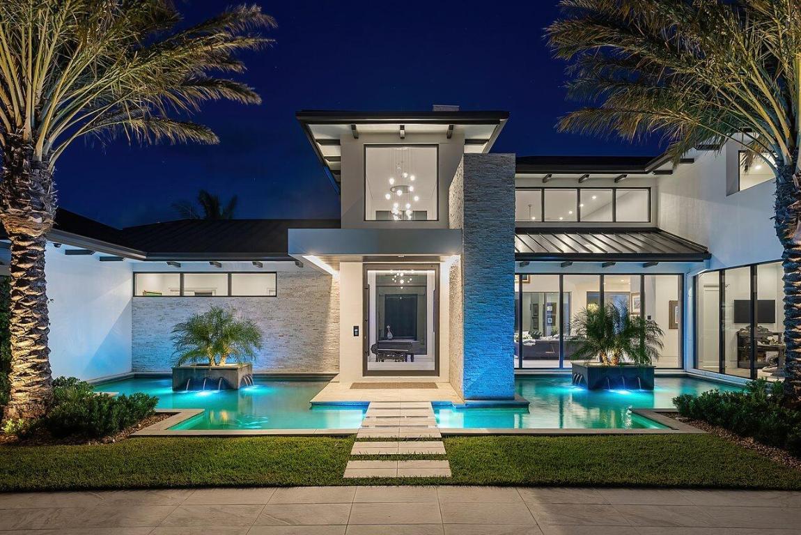 3016 SE Dune Stuart, FL 34996