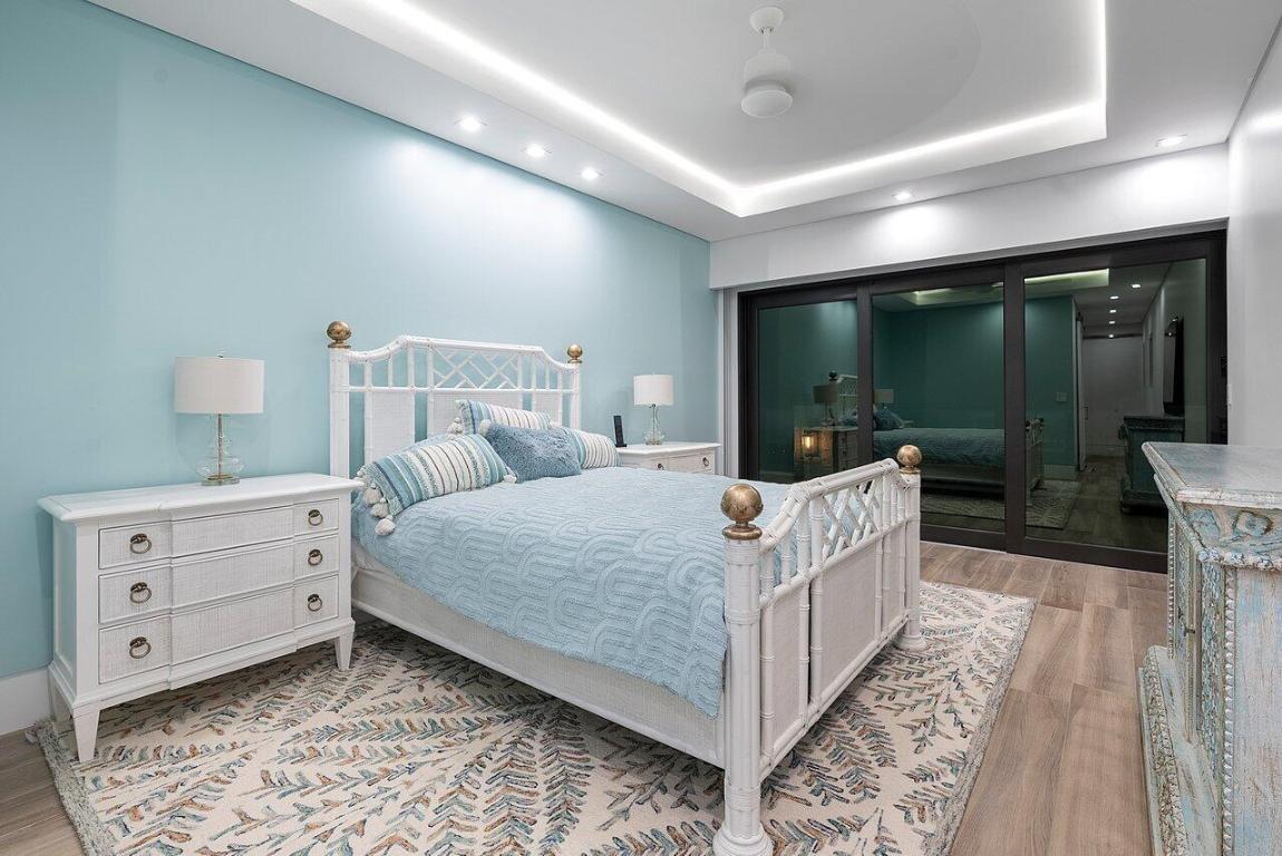 3016 SE Dune Stuart, FL 34996