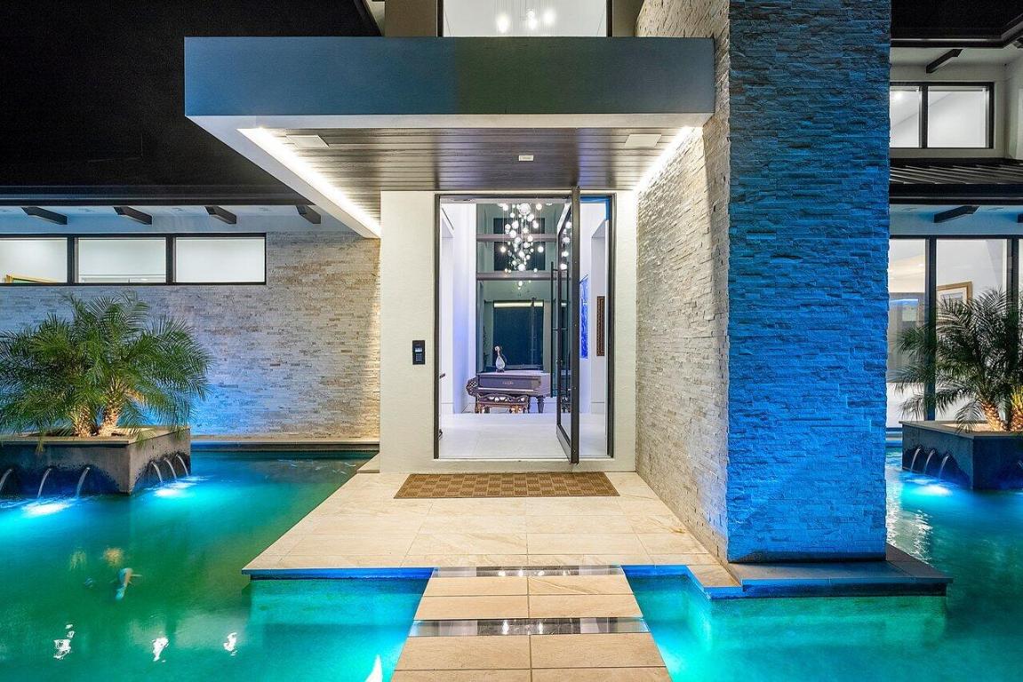 3016 SE Dune Stuart, FL 34996