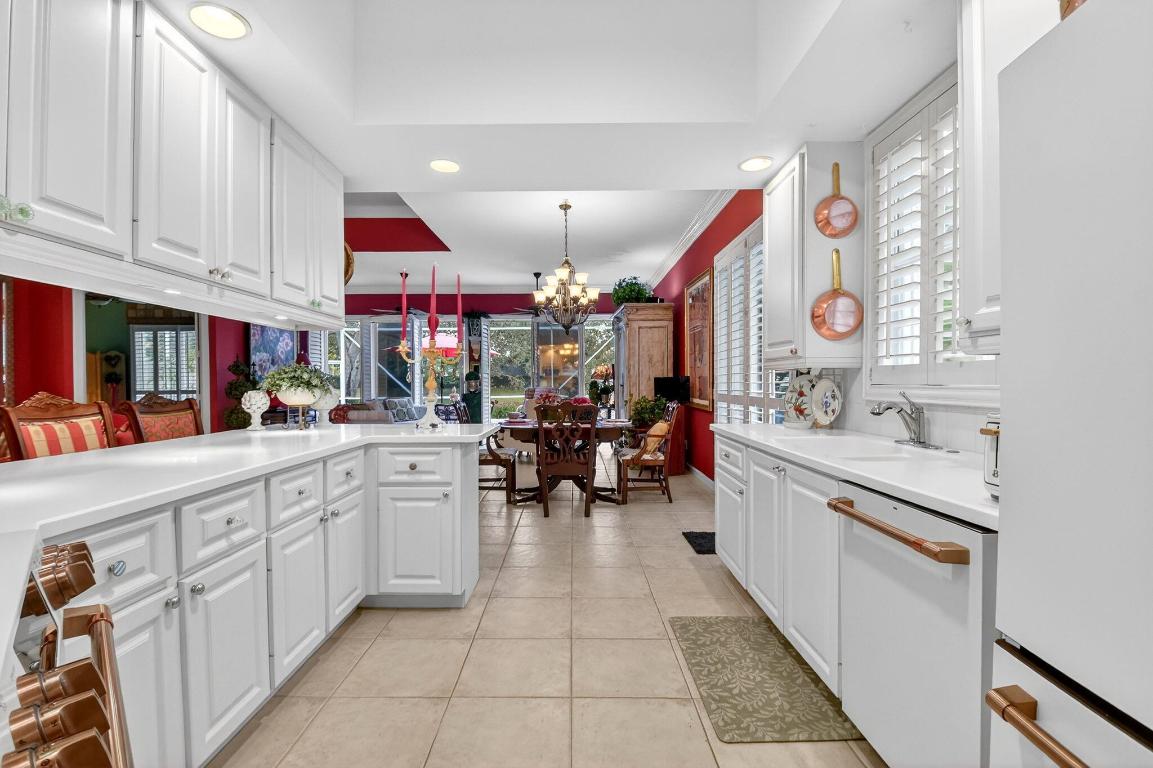 4979 Garden Delray Beach, FL 33445