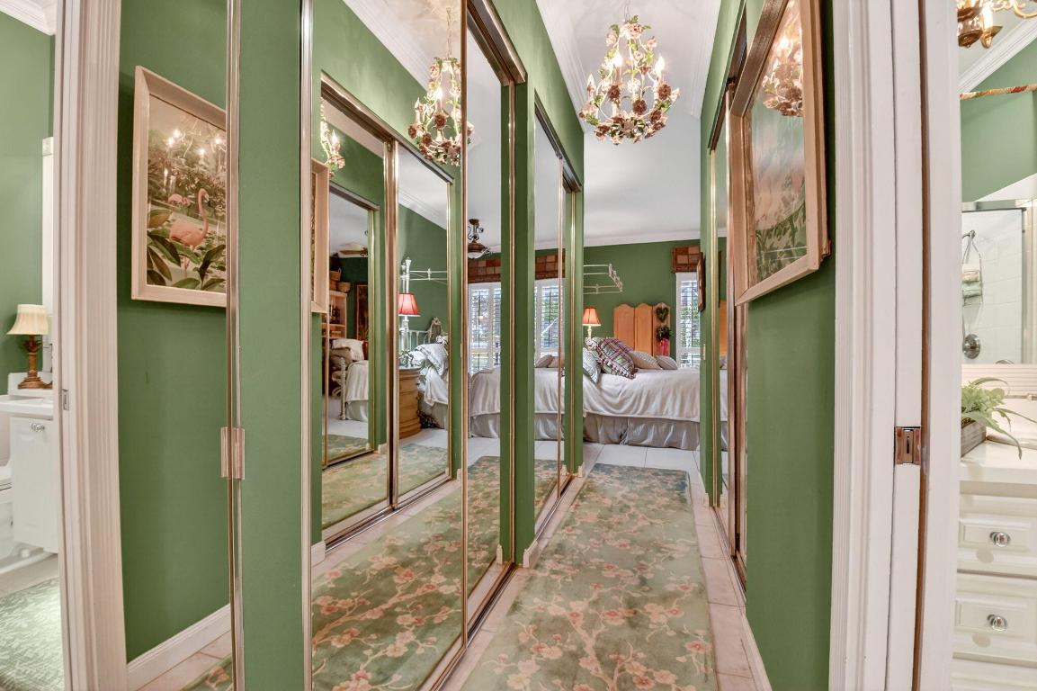 4979 Garden Delray Beach, FL 33445