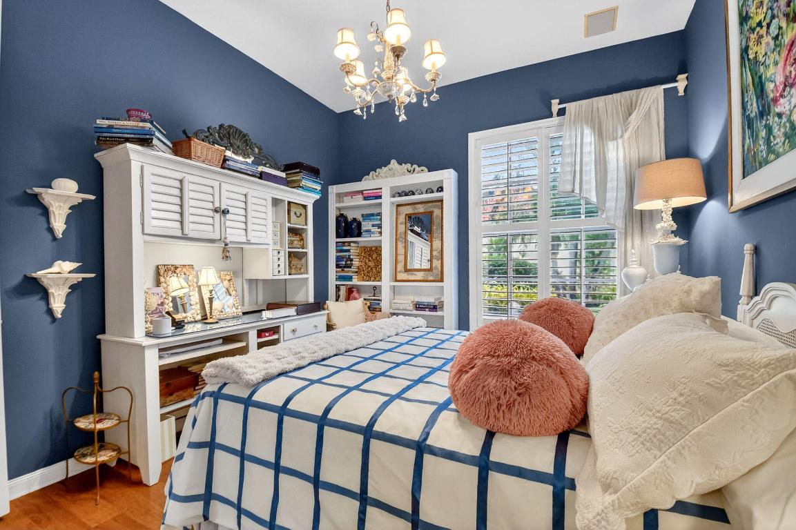 4979 Garden Delray Beach, FL 33445