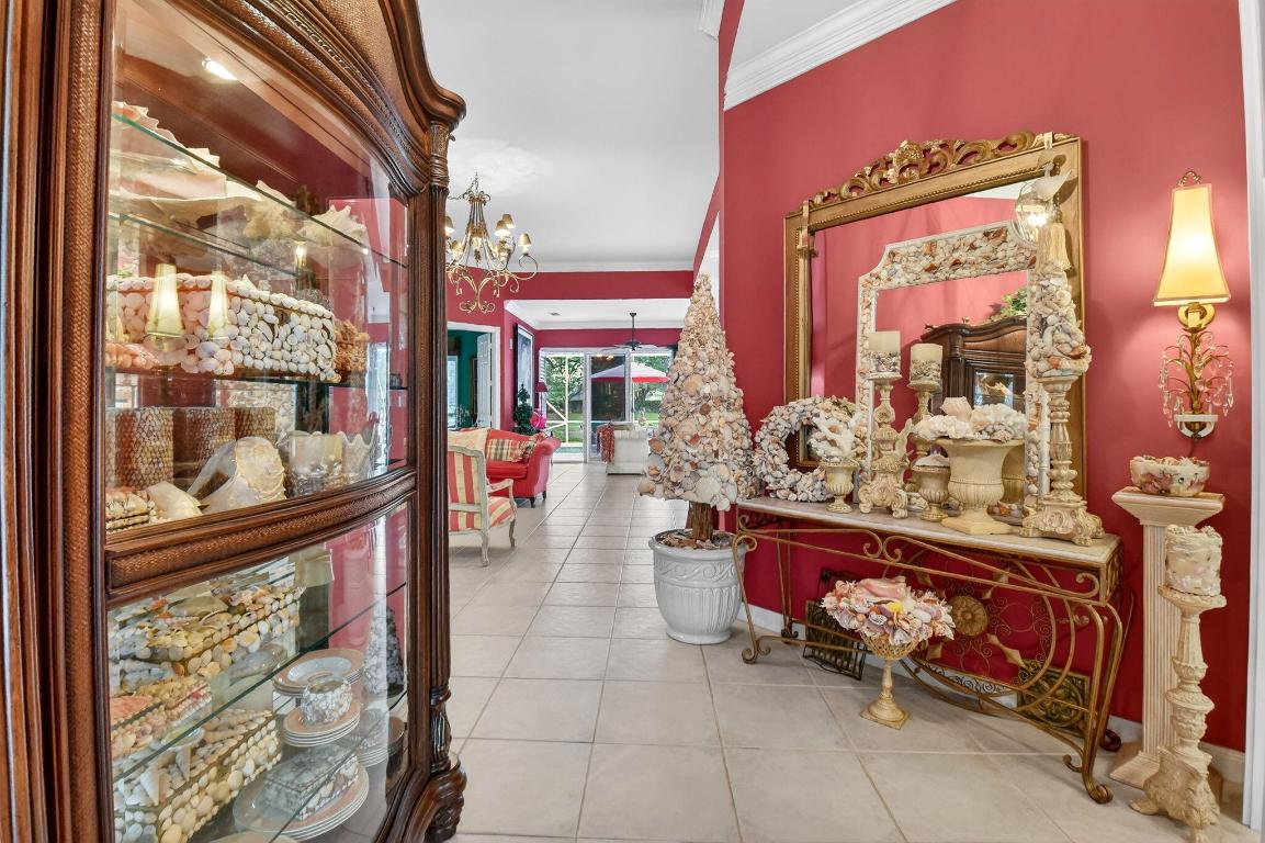 4979 Garden Delray Beach, FL 33445