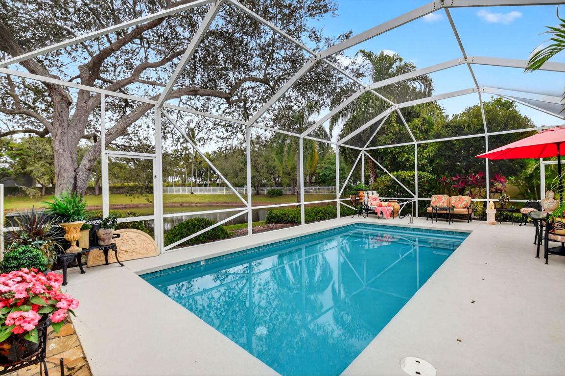 4979 Garden Delray Beach, FL 33445