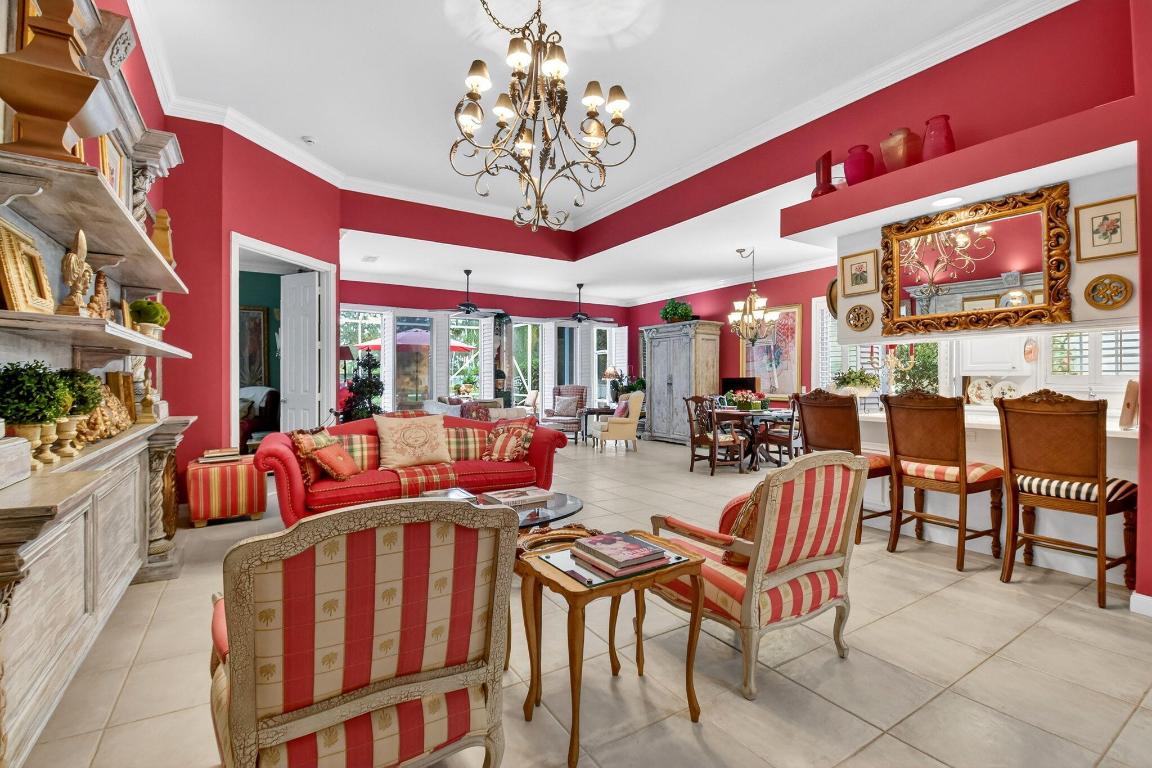 4979 Garden Delray Beach, FL 33445