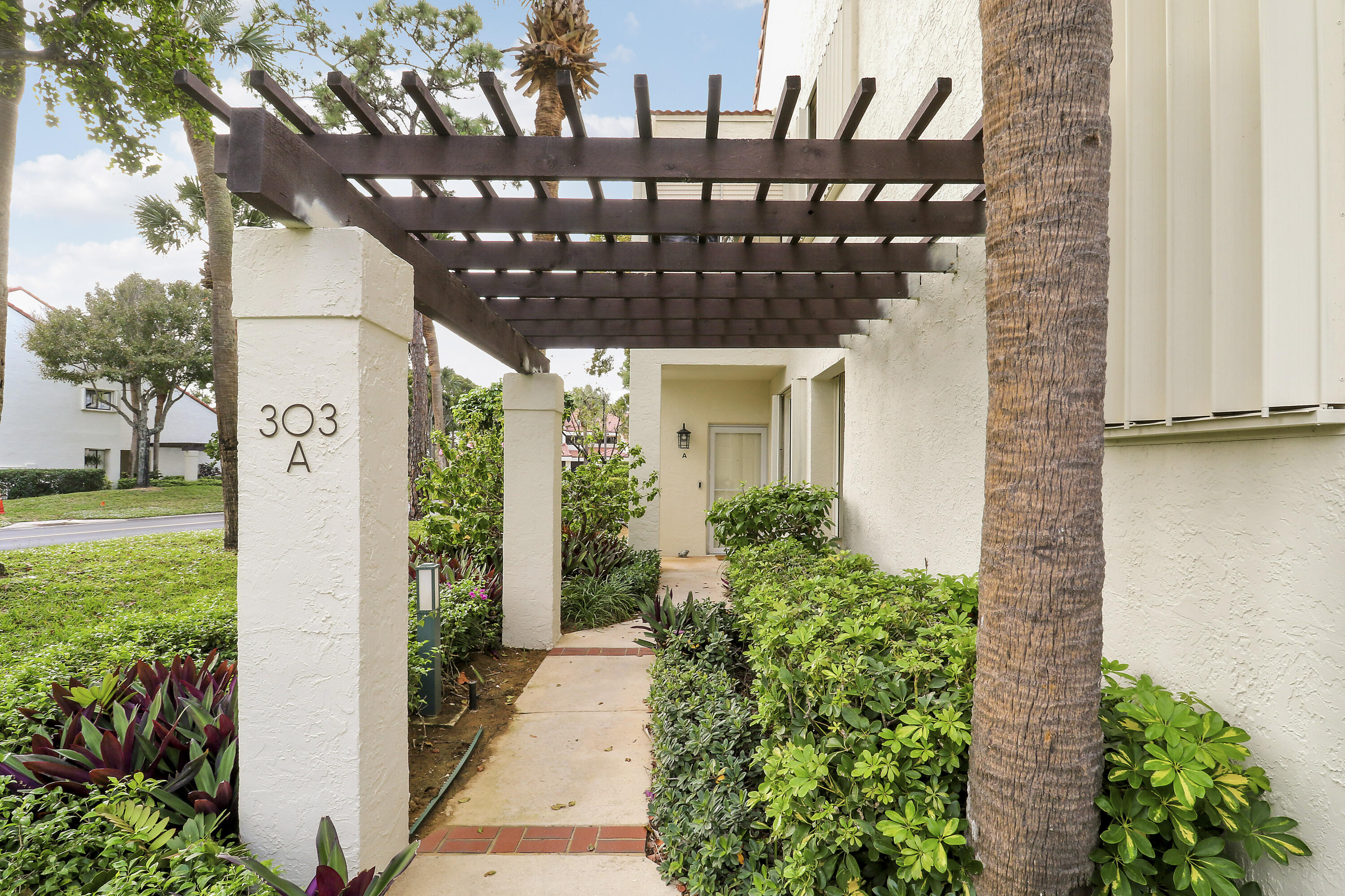 303 Sea Oats #A Juno Beach, FL 33408