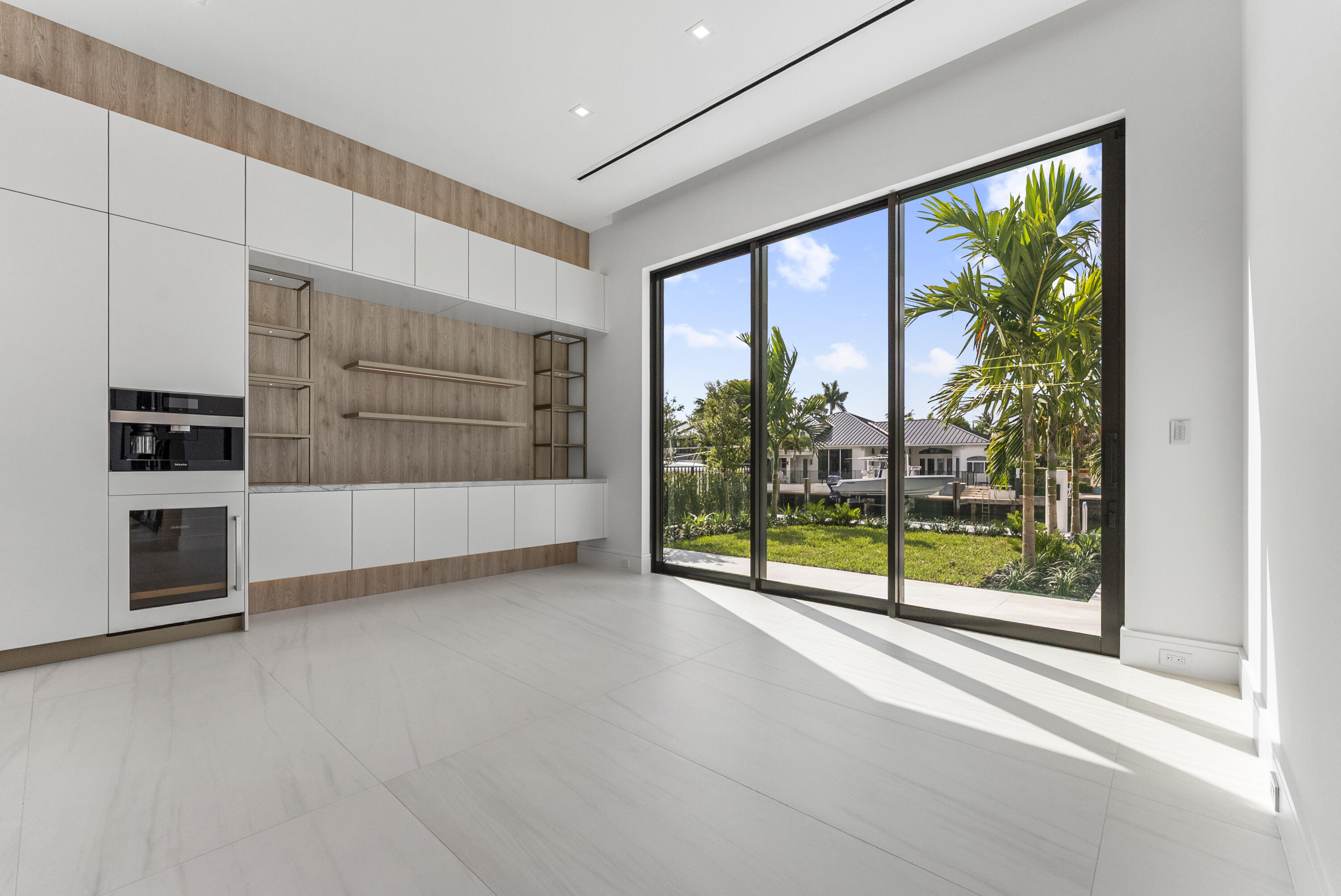 940 Dogwood Delray Beach, FL 33483