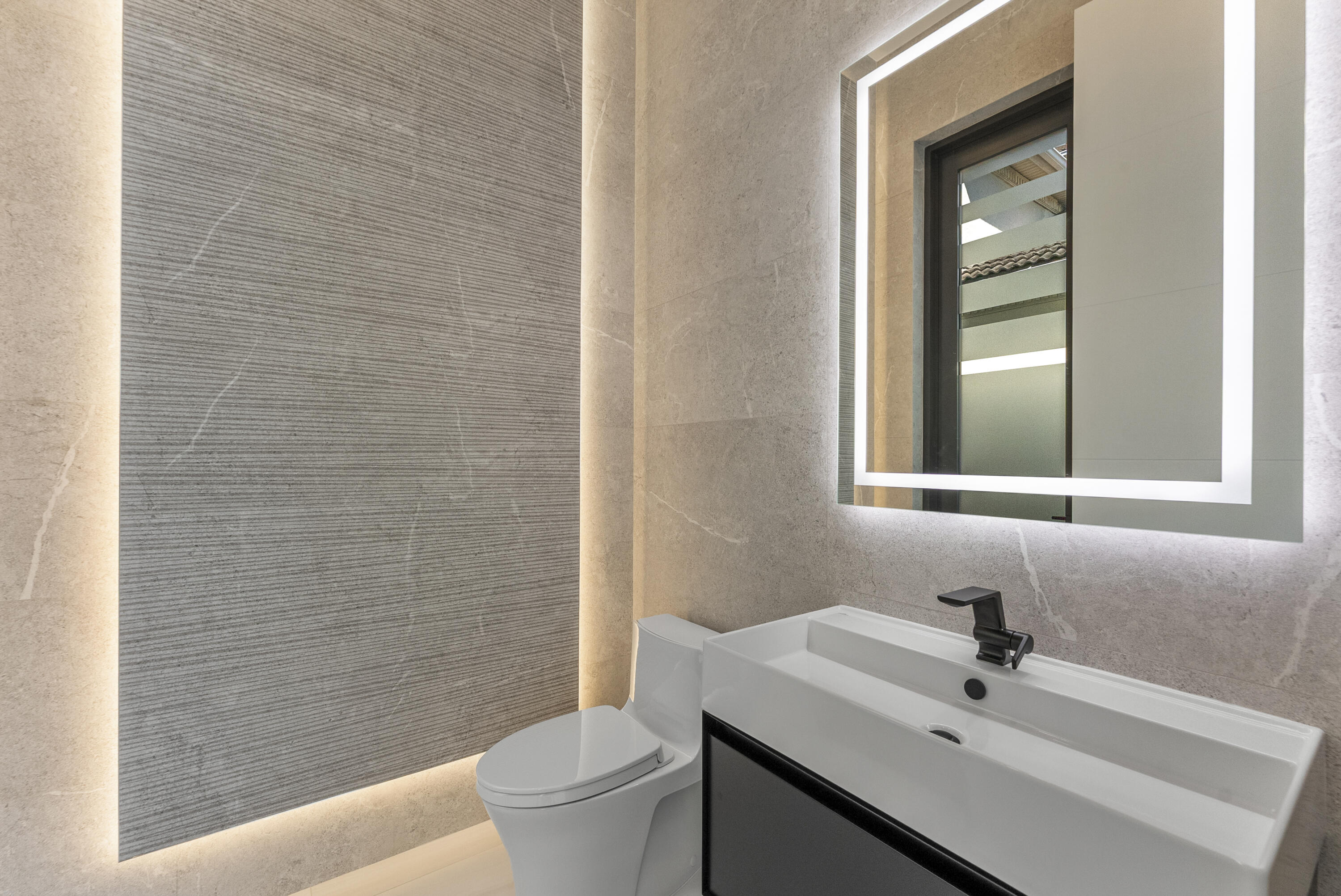 940 Dogwood Delray Beach, FL 33483