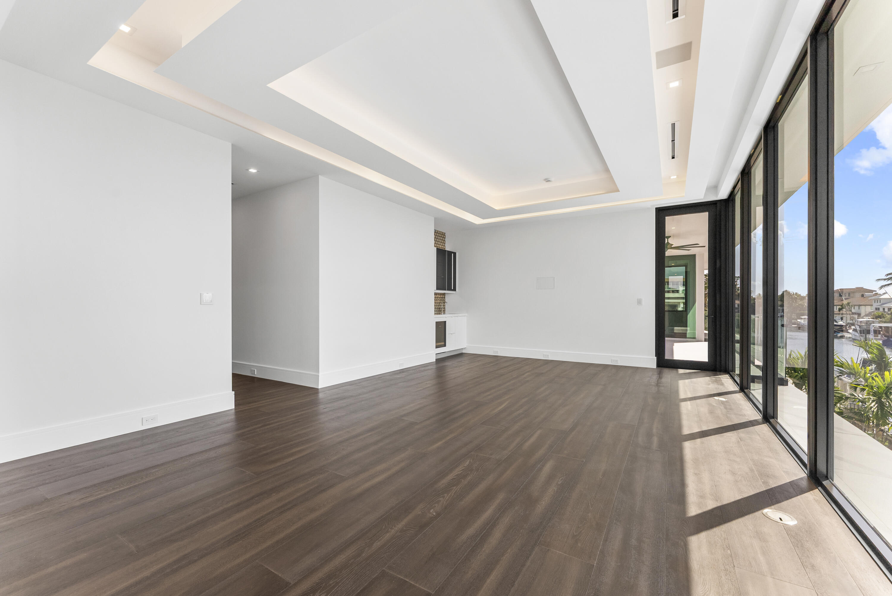 940 Dogwood Delray Beach, FL 33483