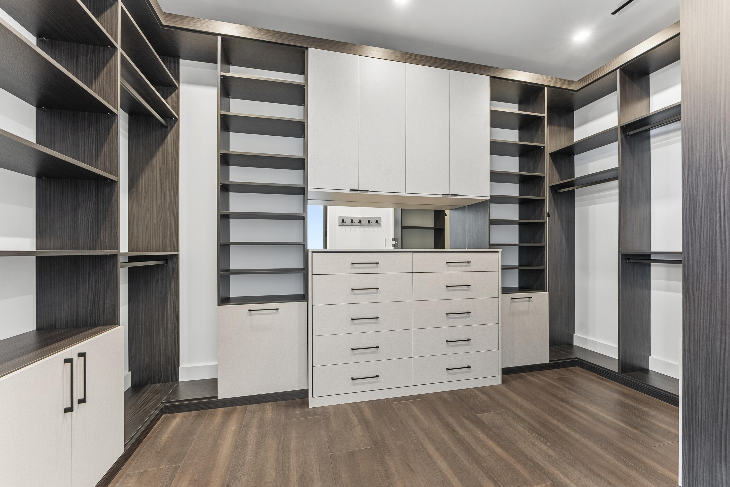 940 Dogwood Delray Beach, FL 33483