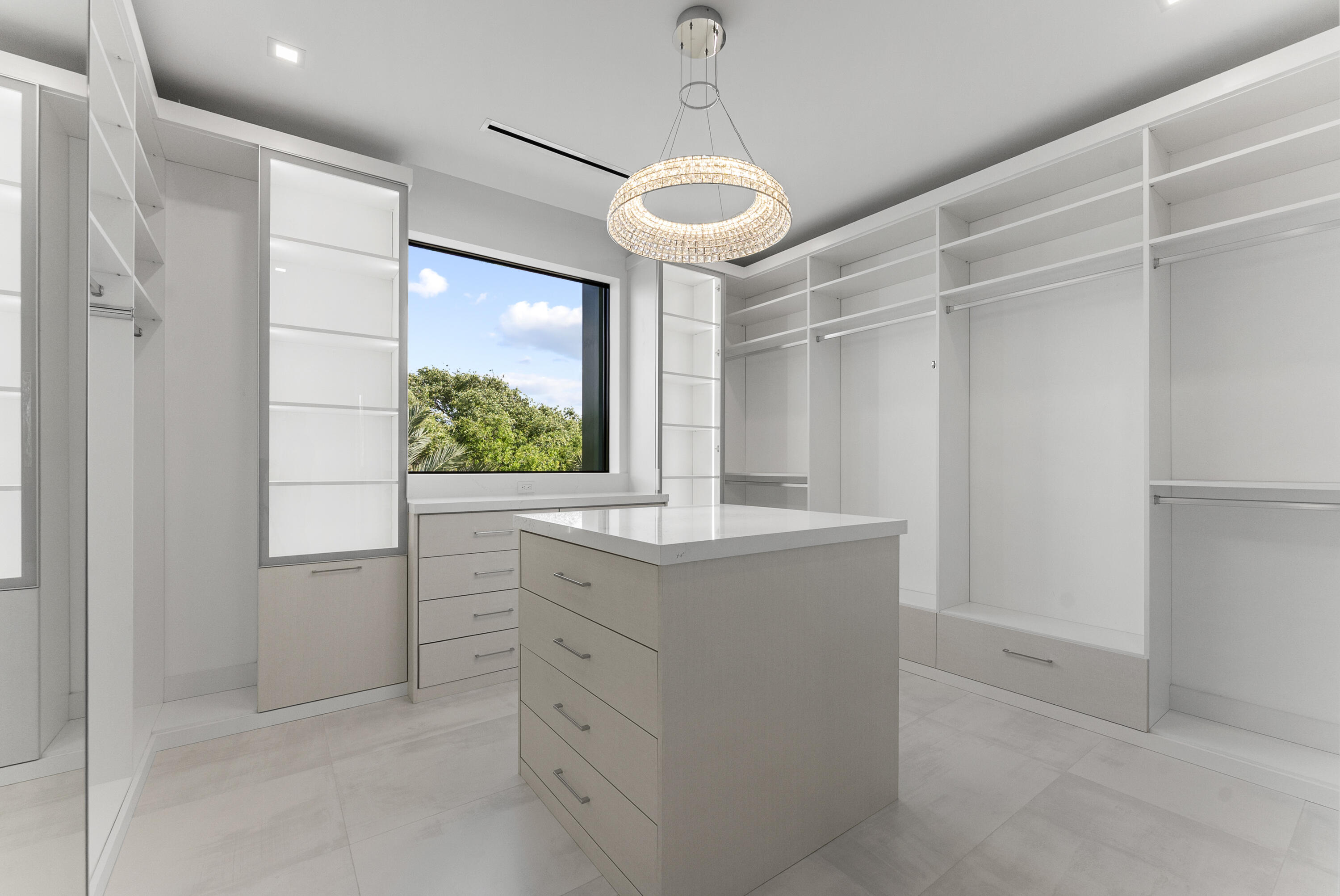 940 Dogwood Delray Beach, FL 33483