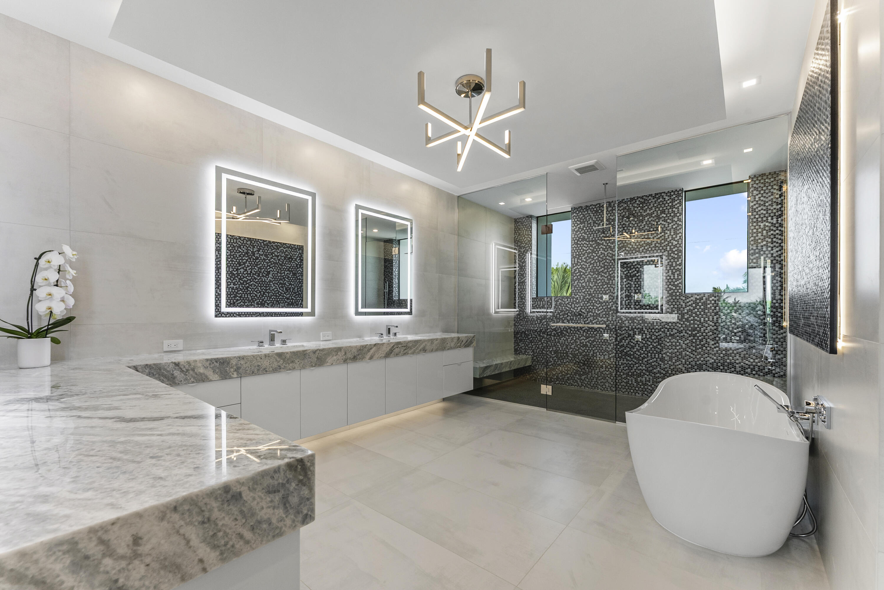 940 Dogwood Delray Beach, FL 33483