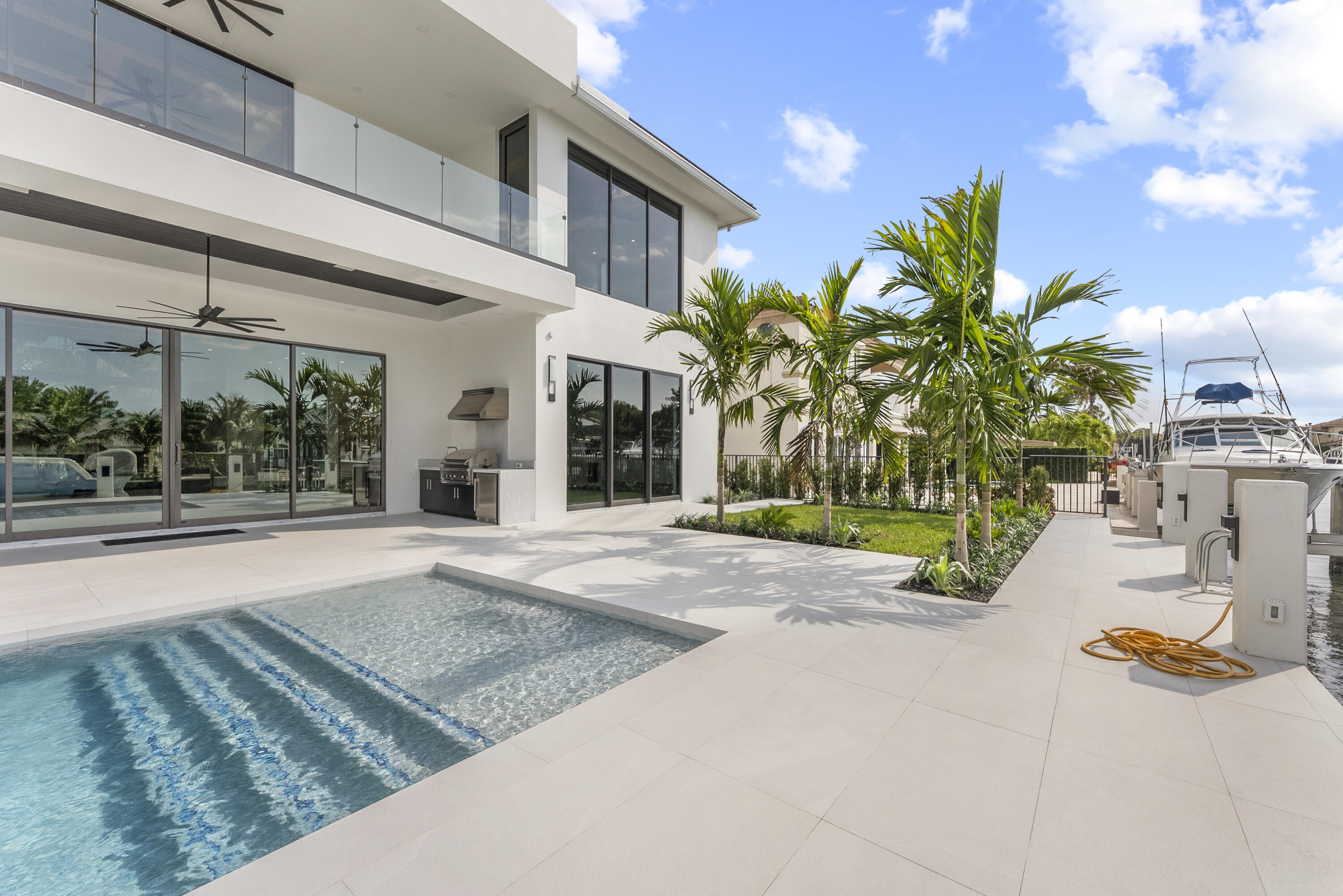940 Dogwood Delray Beach, FL 33483