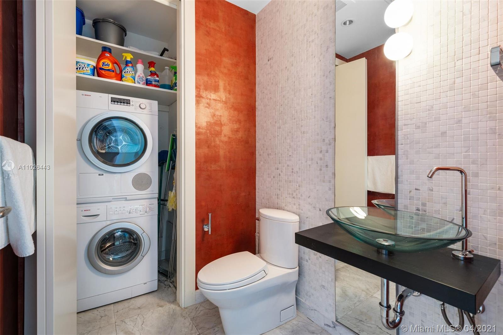 200 Biscayne Boulevard Way #4707 Miami, FL 33131