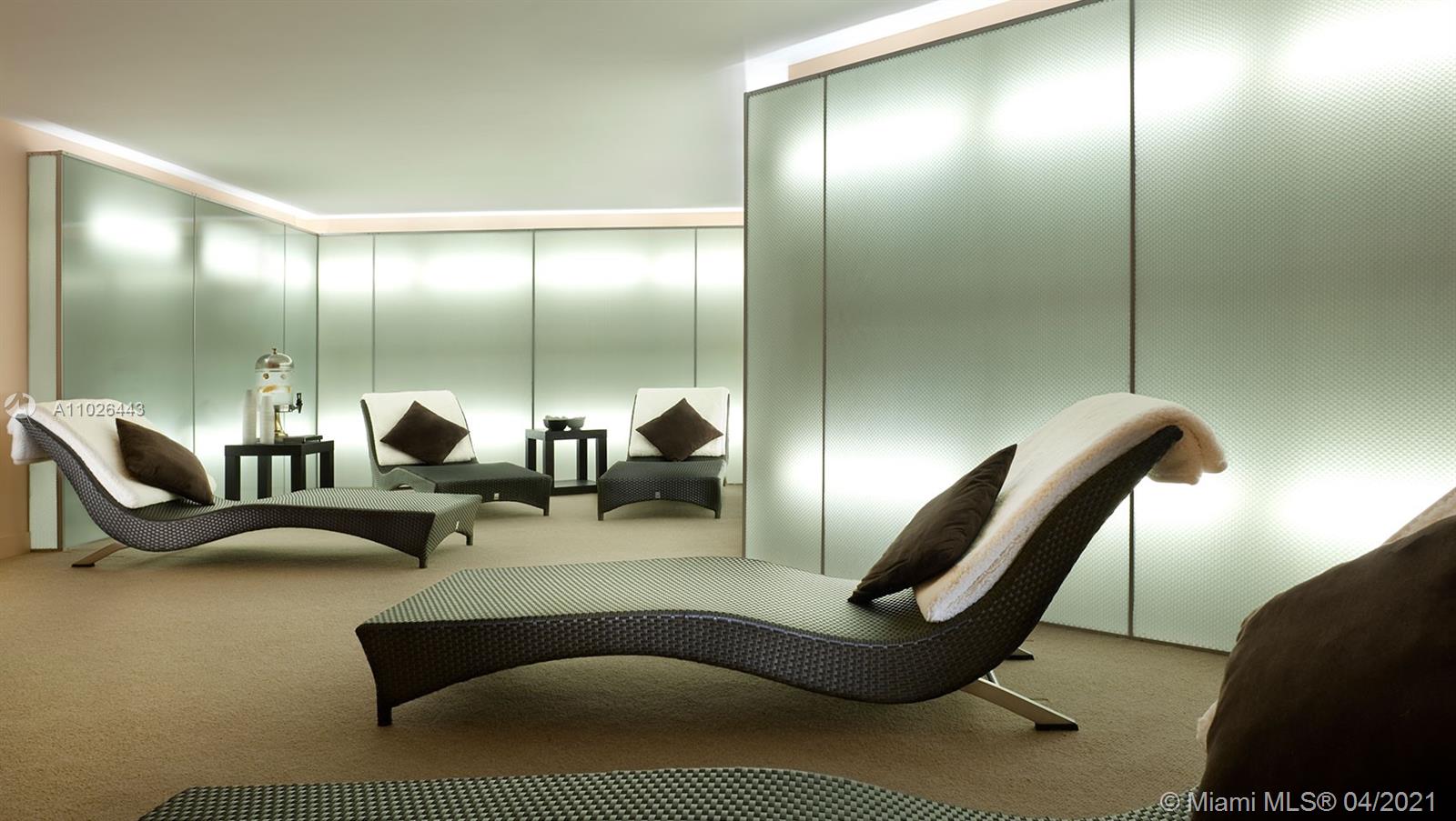 200 Biscayne Boulevard Way #4707 Miami, FL 33131