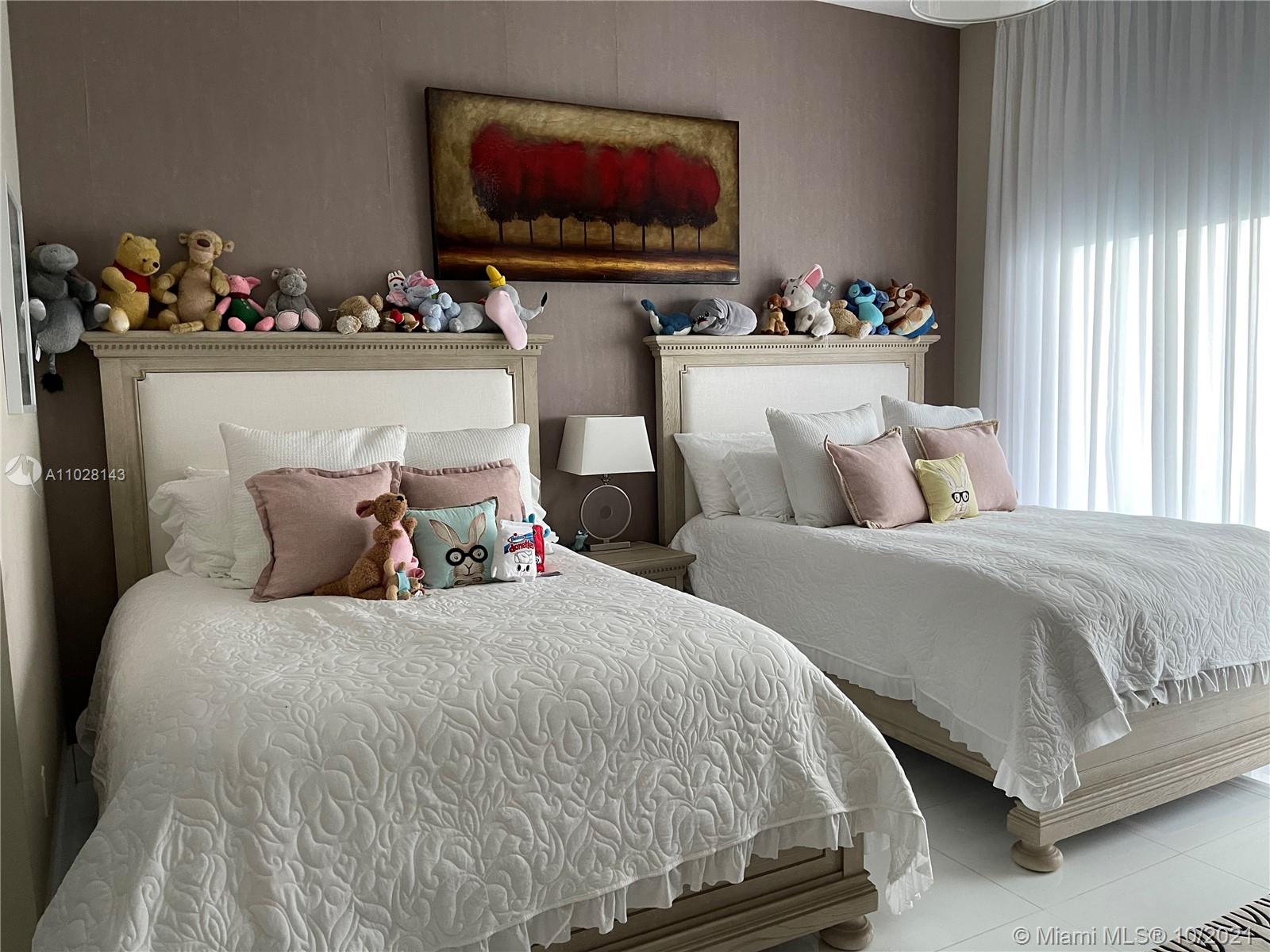 15811 Collins Ave #3402 Sunny Isles Beach, FL 33160