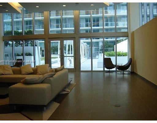 image Axis on Brickell North23