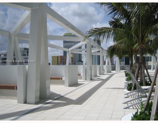 image Axis on Brickell North25