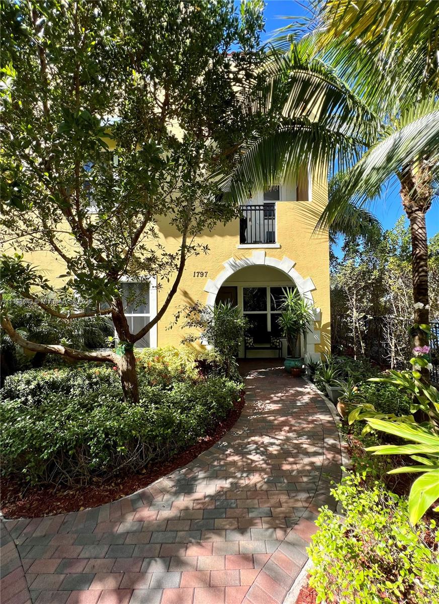 1797 NW 124th Pl
