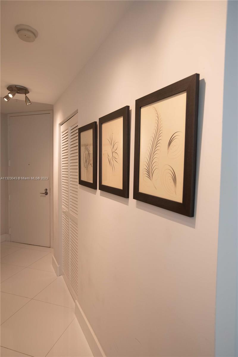 79 SW 12th St #2607-S Miami, FL 33130