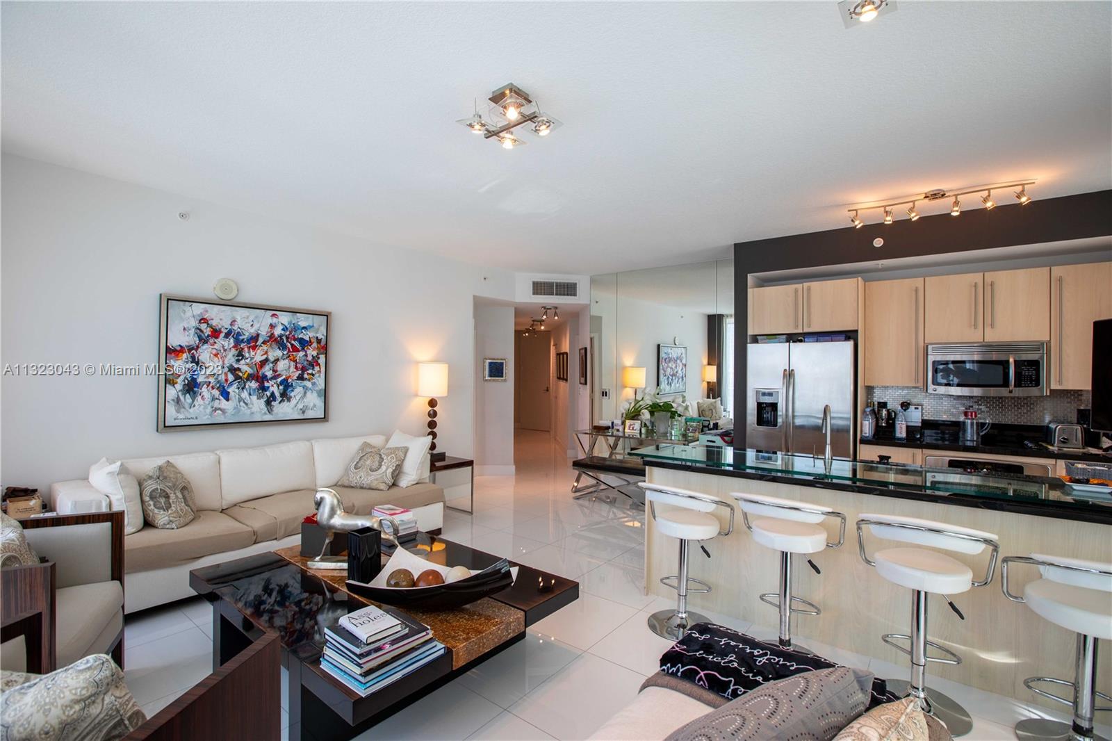 79 SW 12th St #2607-S Miami, FL 33130