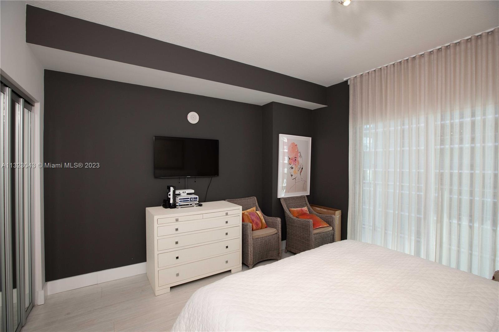 79 SW 12th St #2607-S Miami, FL 33130