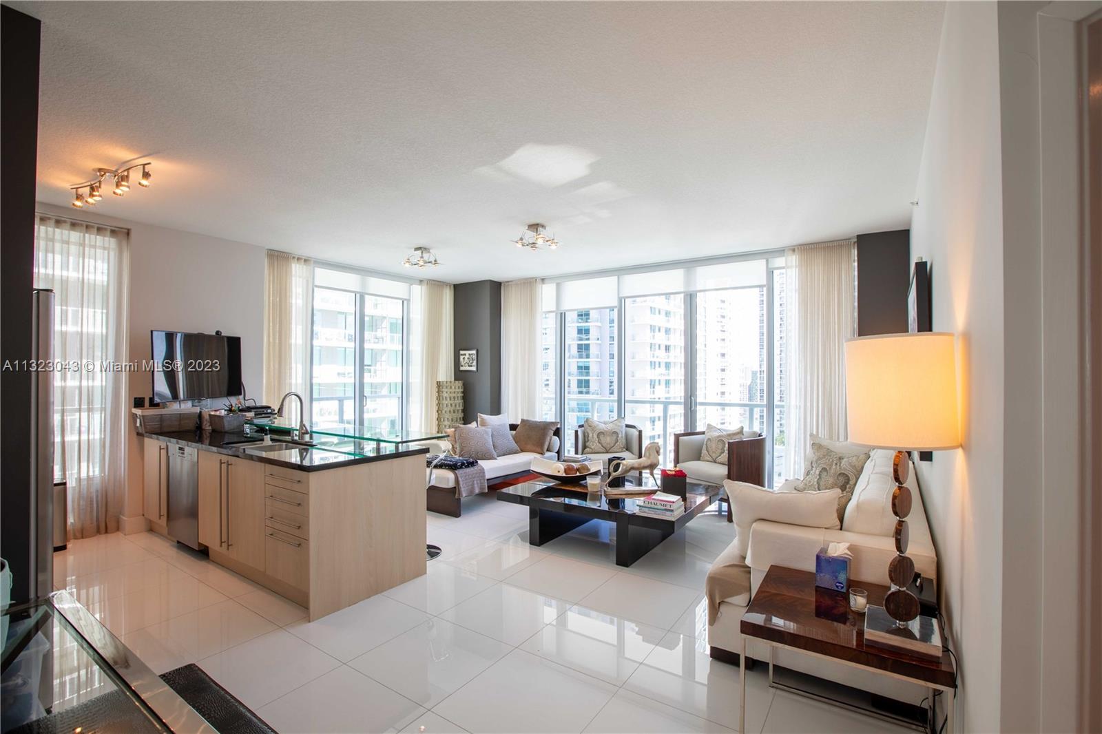 79 SW 12th St #2607-S Miami, FL 33130