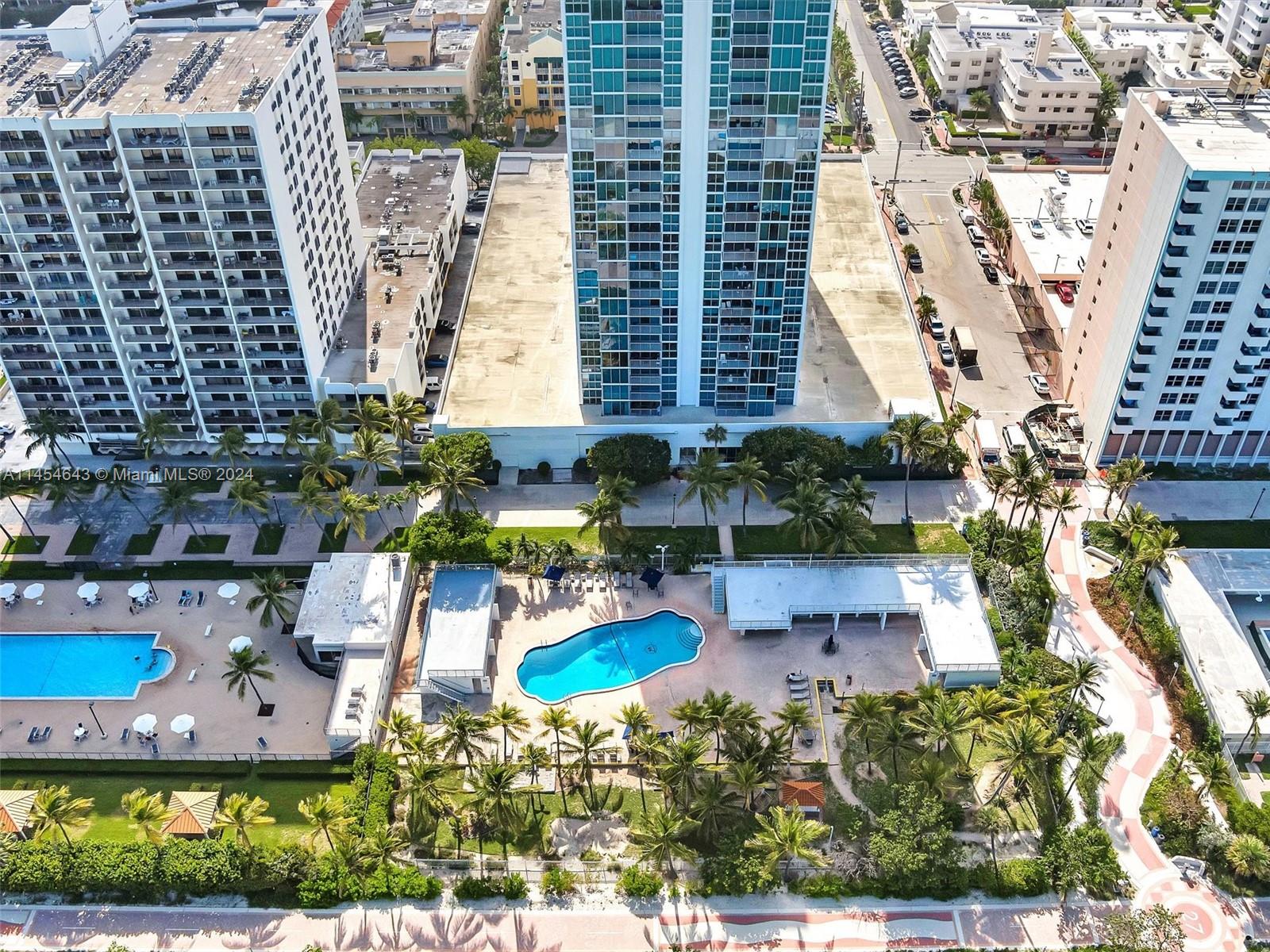 2655 Collins Ave #706