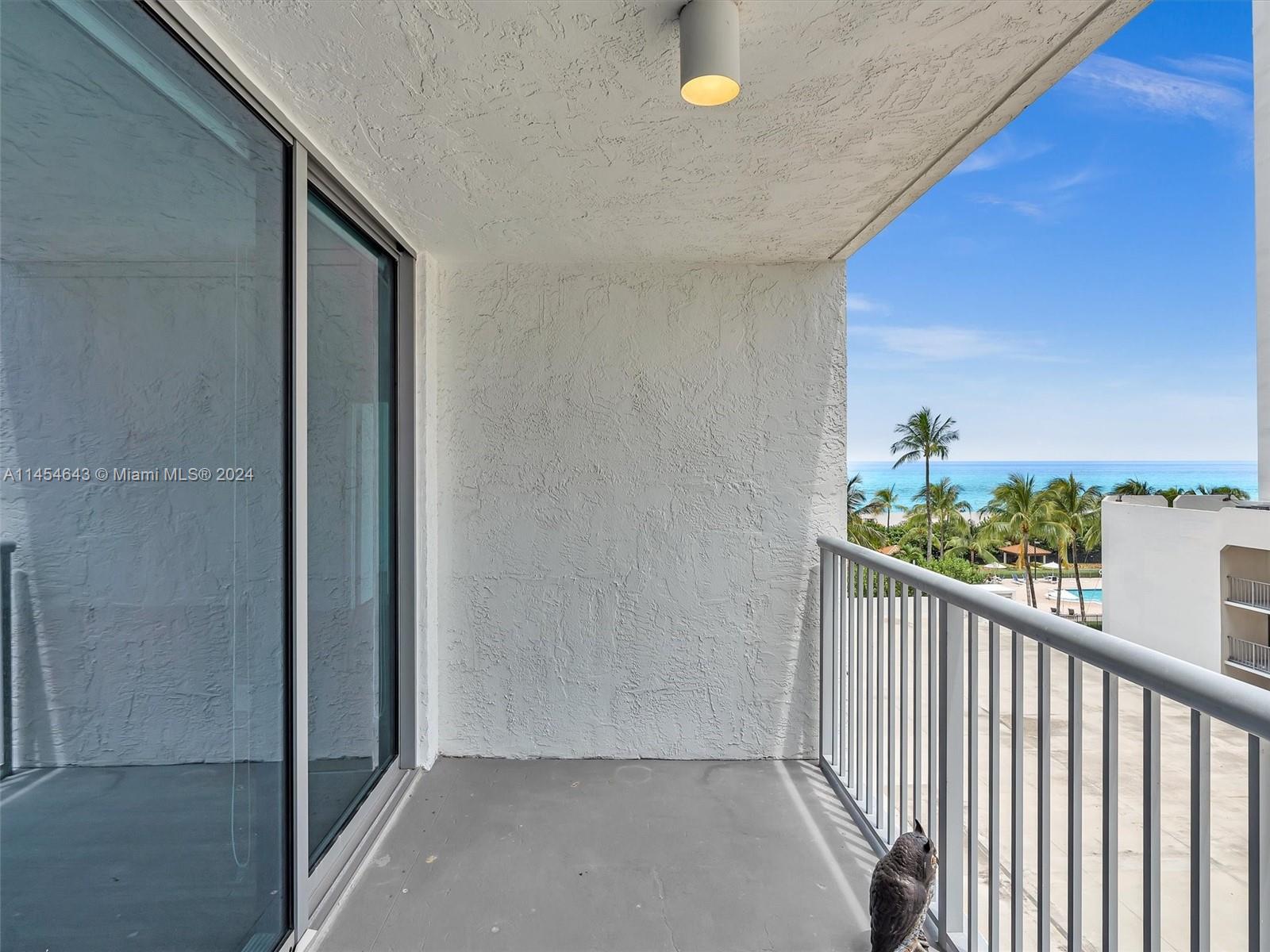 2655 Collins Ave #706 Miami Beach, FL 33140