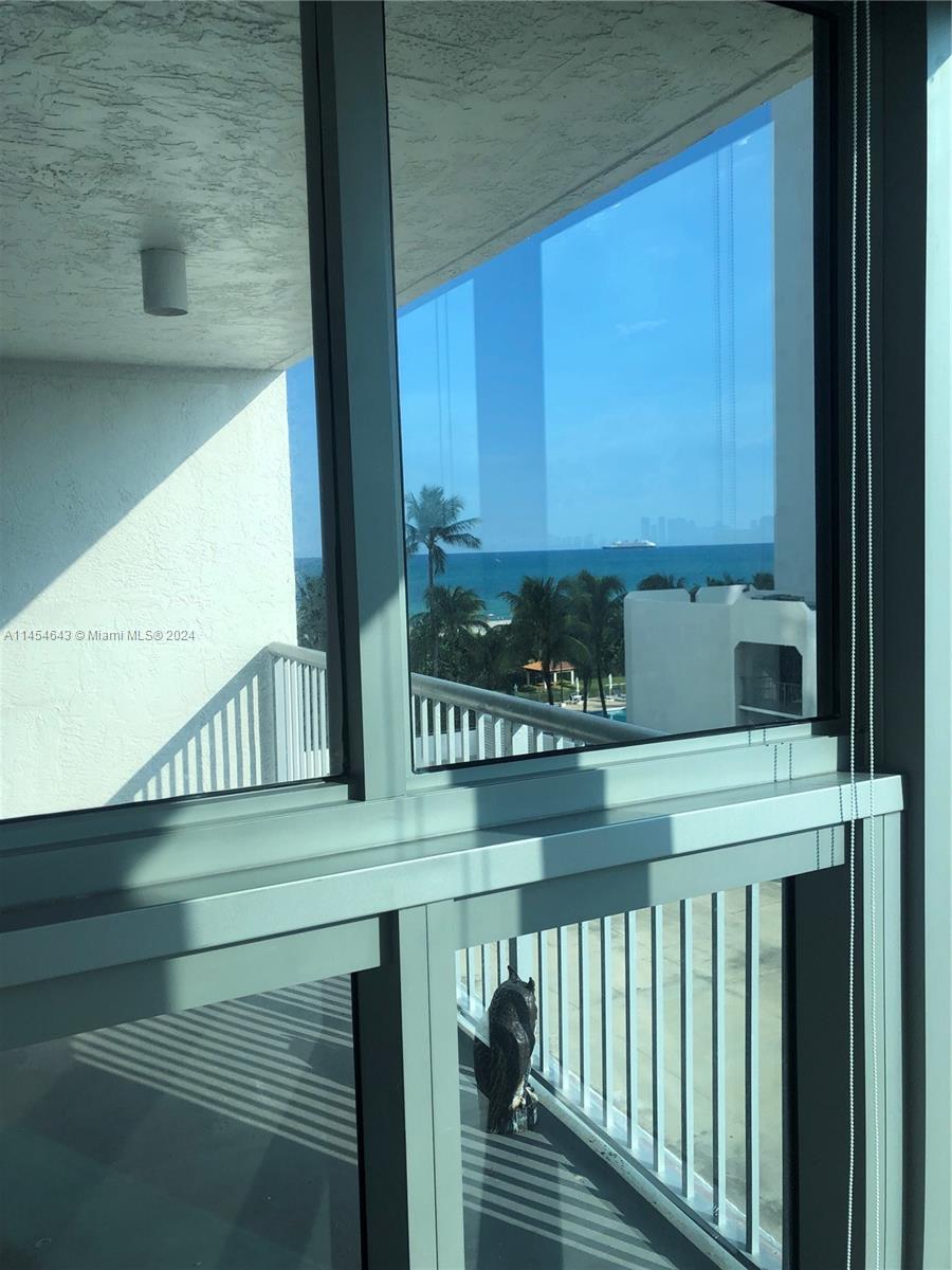 2655 Collins Ave #706 Miami Beach, FL 33140