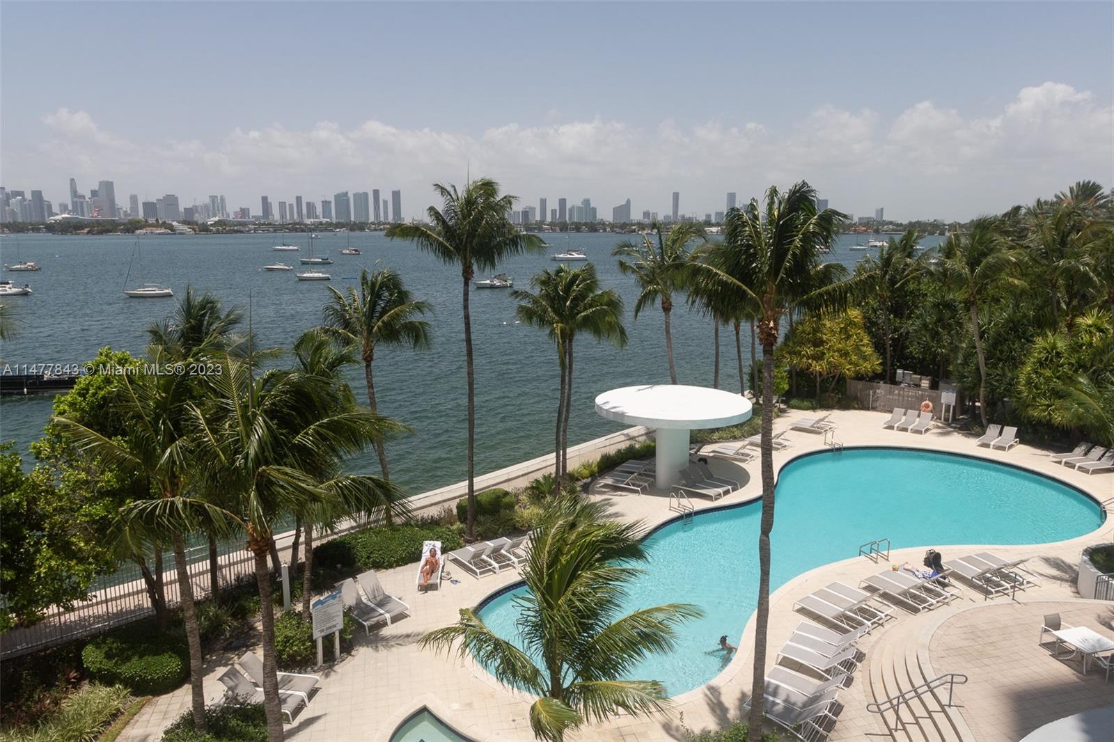 image The Waverly at South Beach14