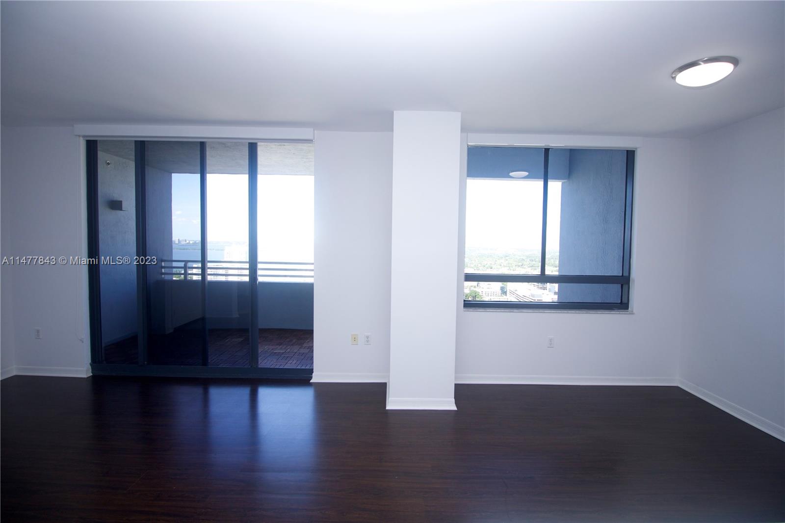 image The Waverly at South Beach5