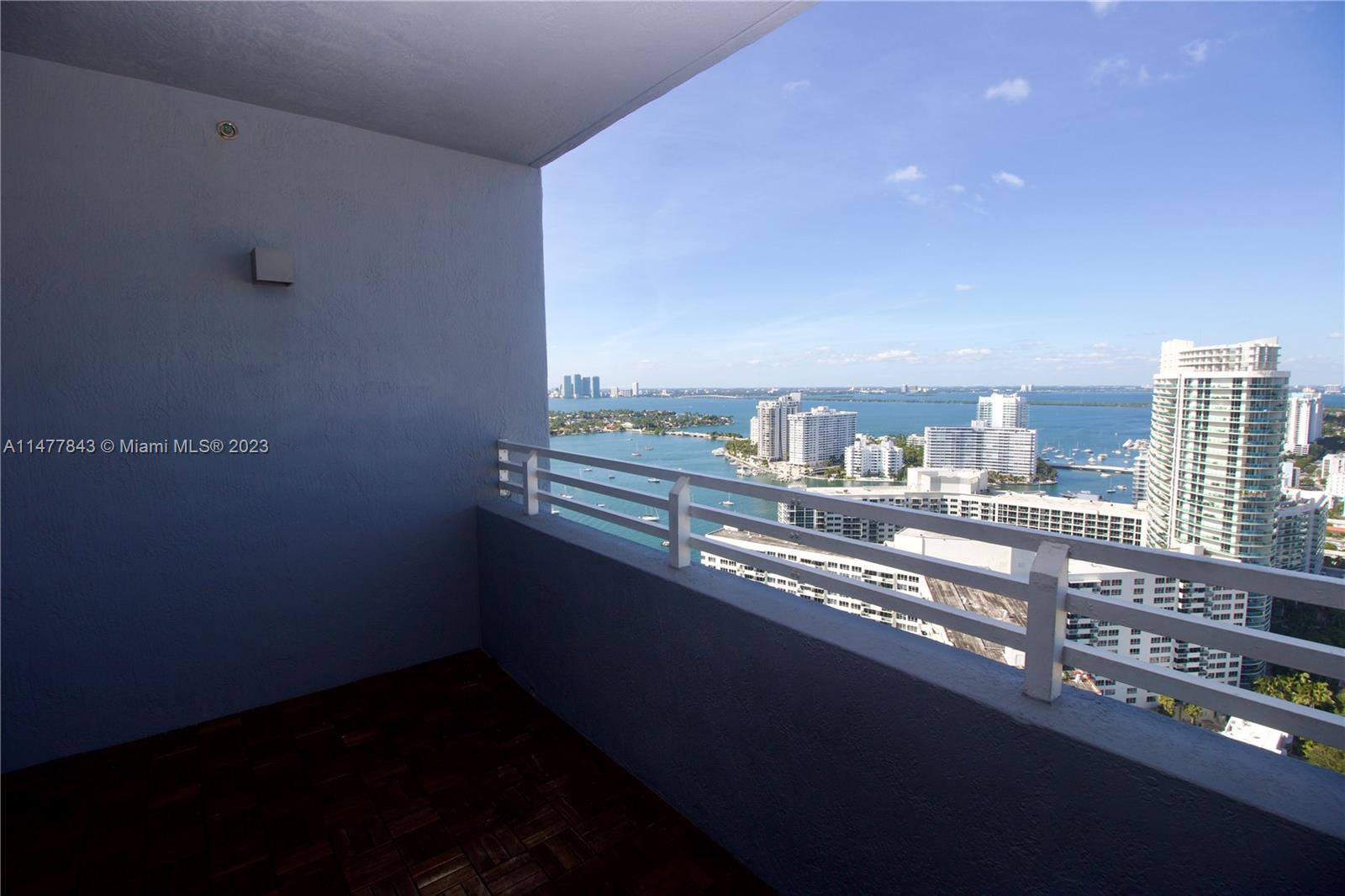 image The Waverly at South Beach6