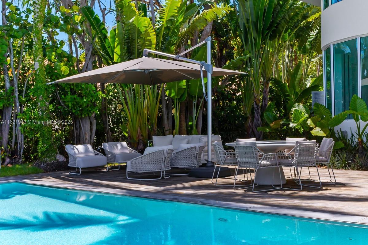 161 Cape Florida Dr Key Biscayne, FL 33149 161 Cape Florida Dr Key Biscayne, FL 33149