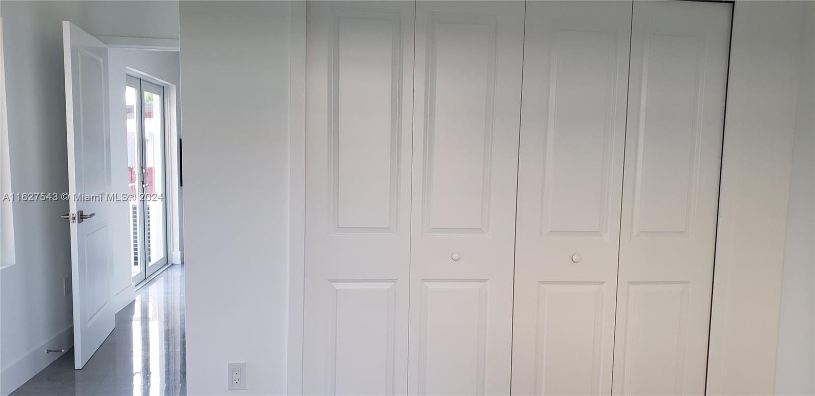 5630 SW 5th St,Miami, FL 33134