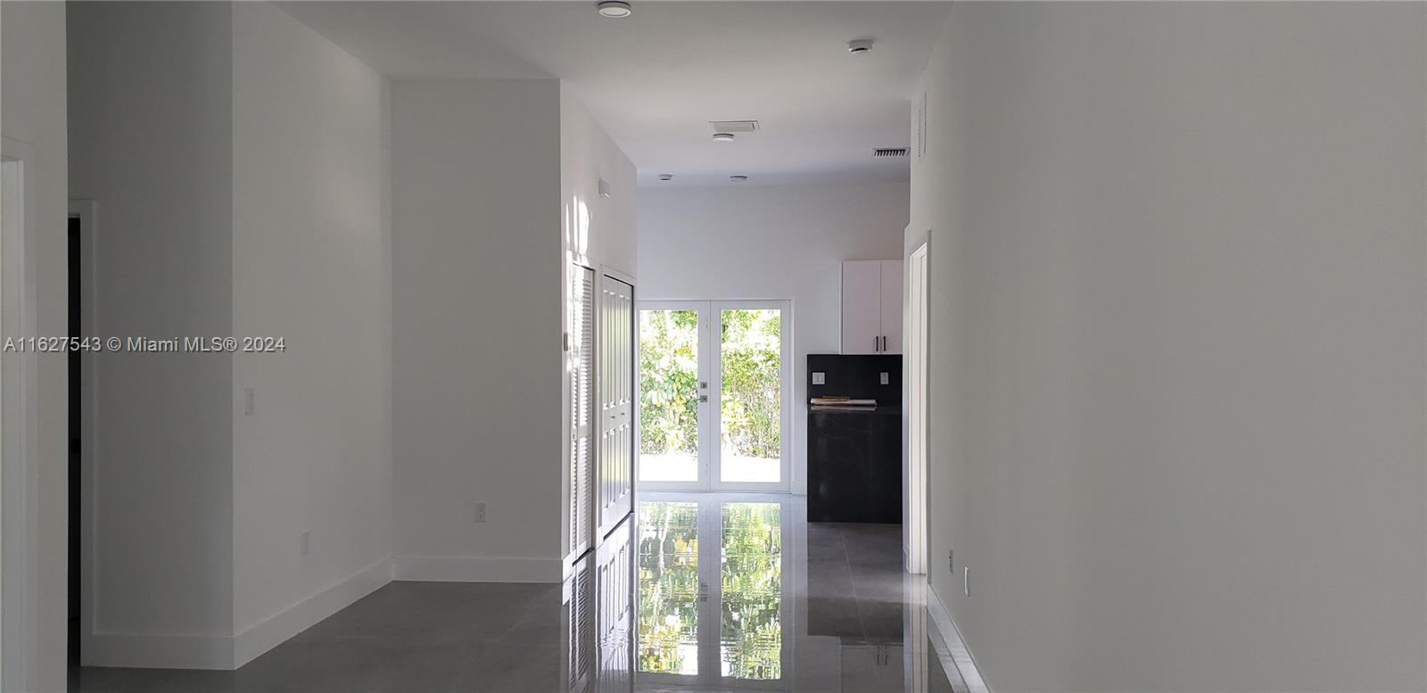 5630 SW 5th St,Miami, FL 33134