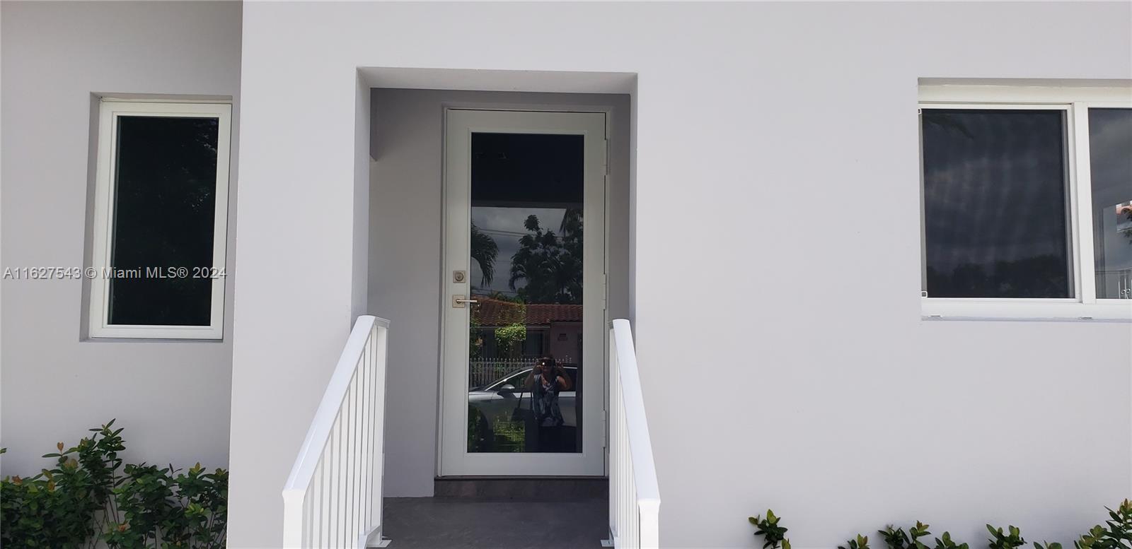 5630 SW 5th St,Miami, FL 33134