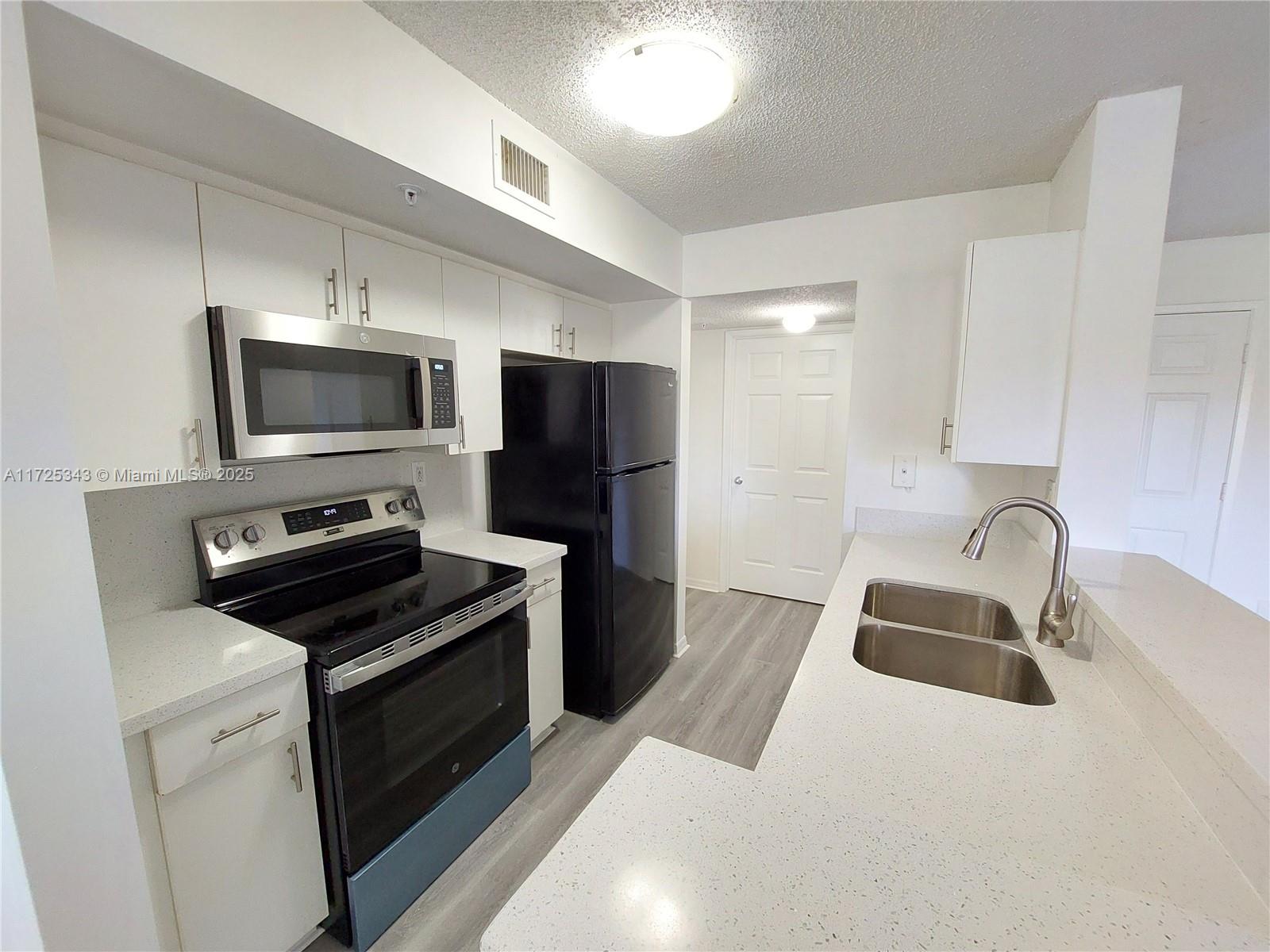 2600 S University Dr #218,Davie, FL 33328