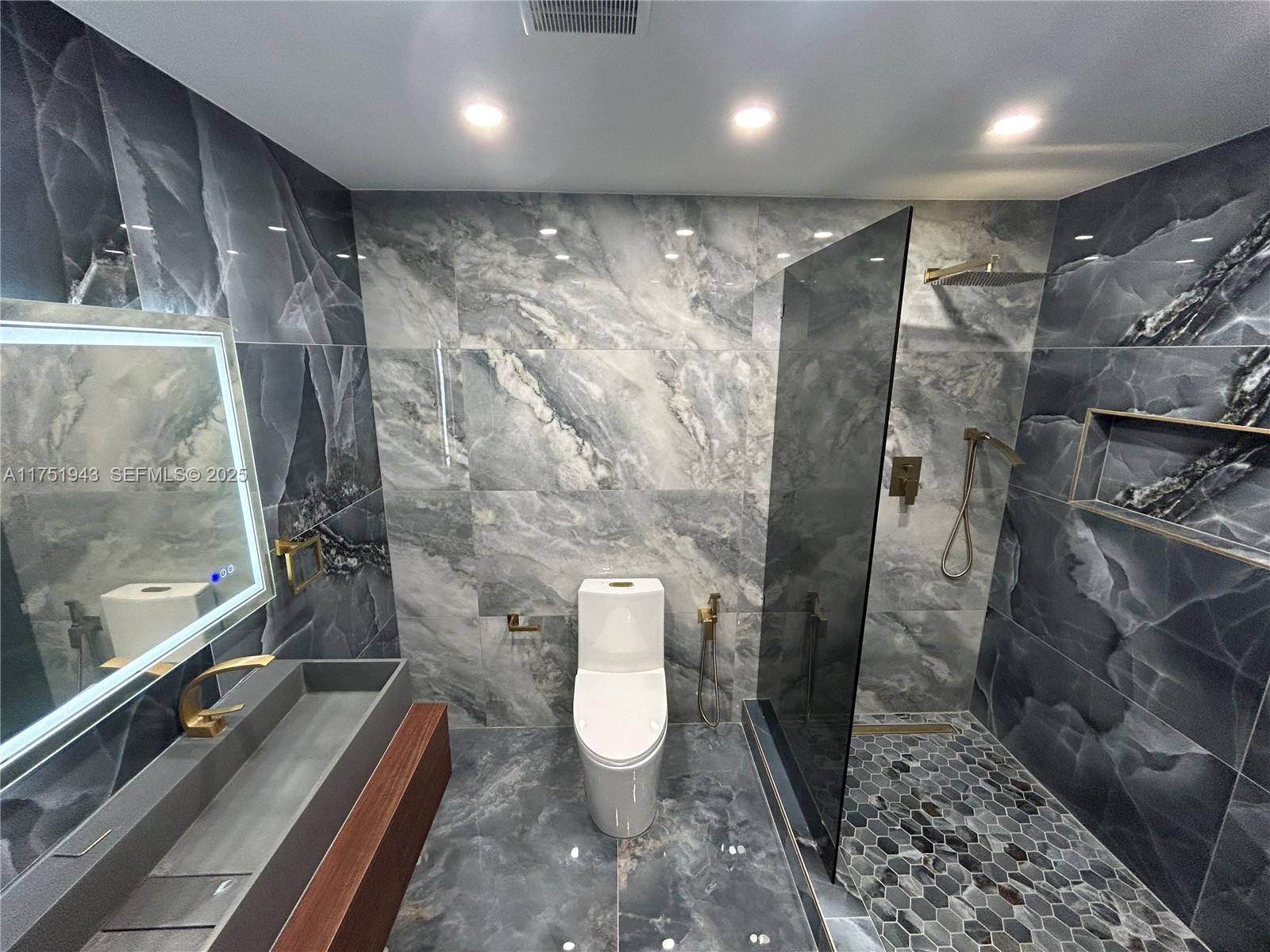 3261 Oleander Way Lauderdale By The Sea, FL 33062