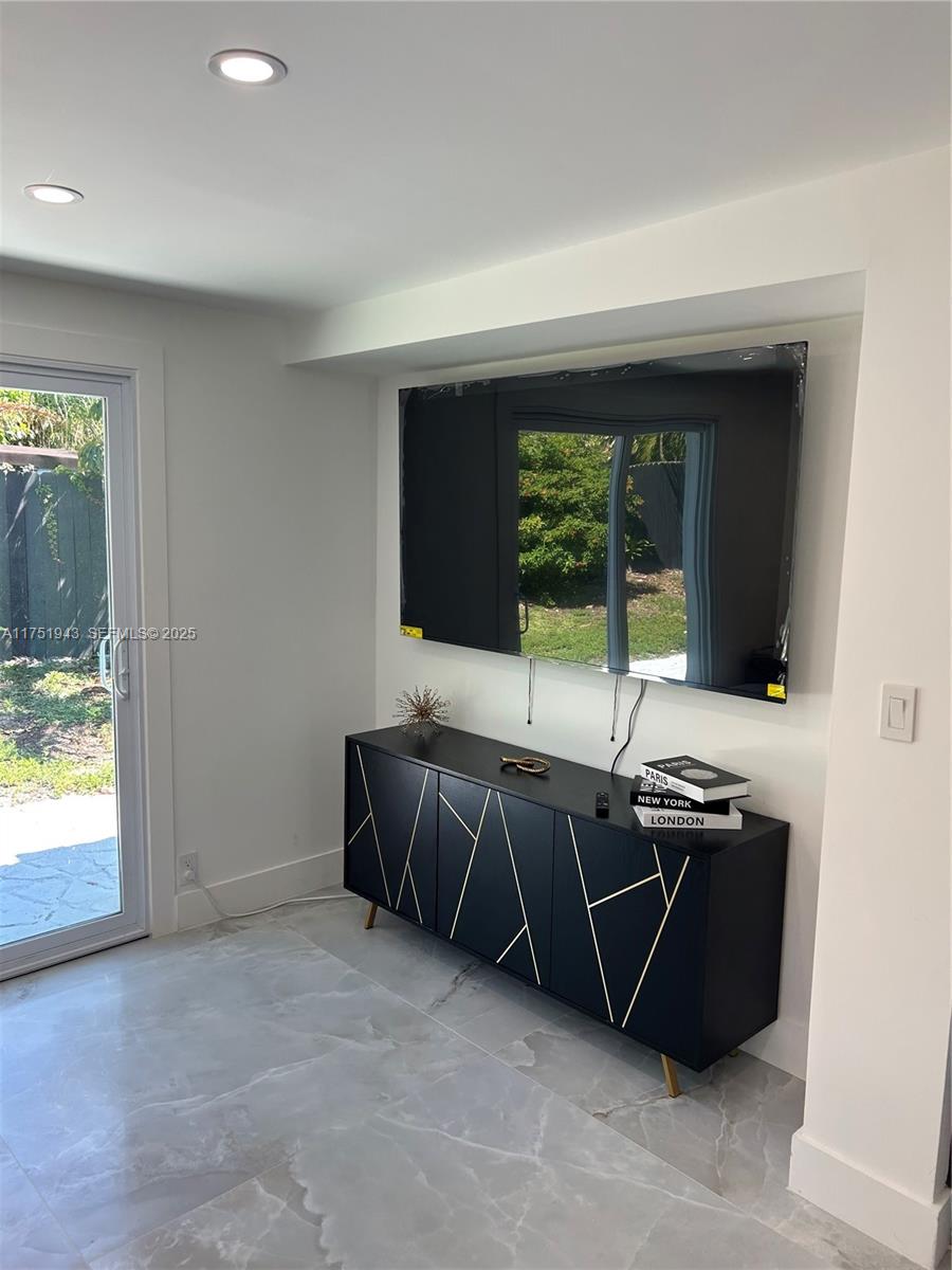 3261 Oleander Way Lauderdale By The Sea, FL 33062