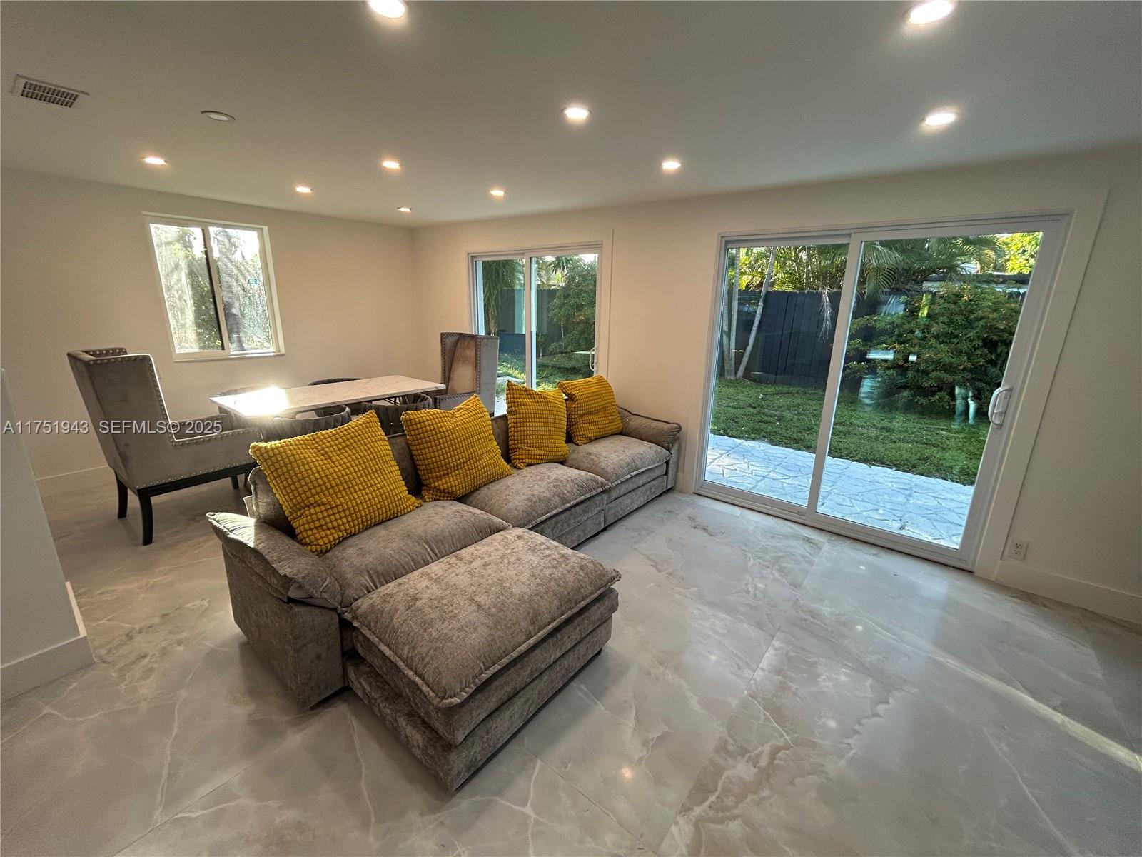 3261 Oleander Way Lauderdale By The Sea, FL 33062