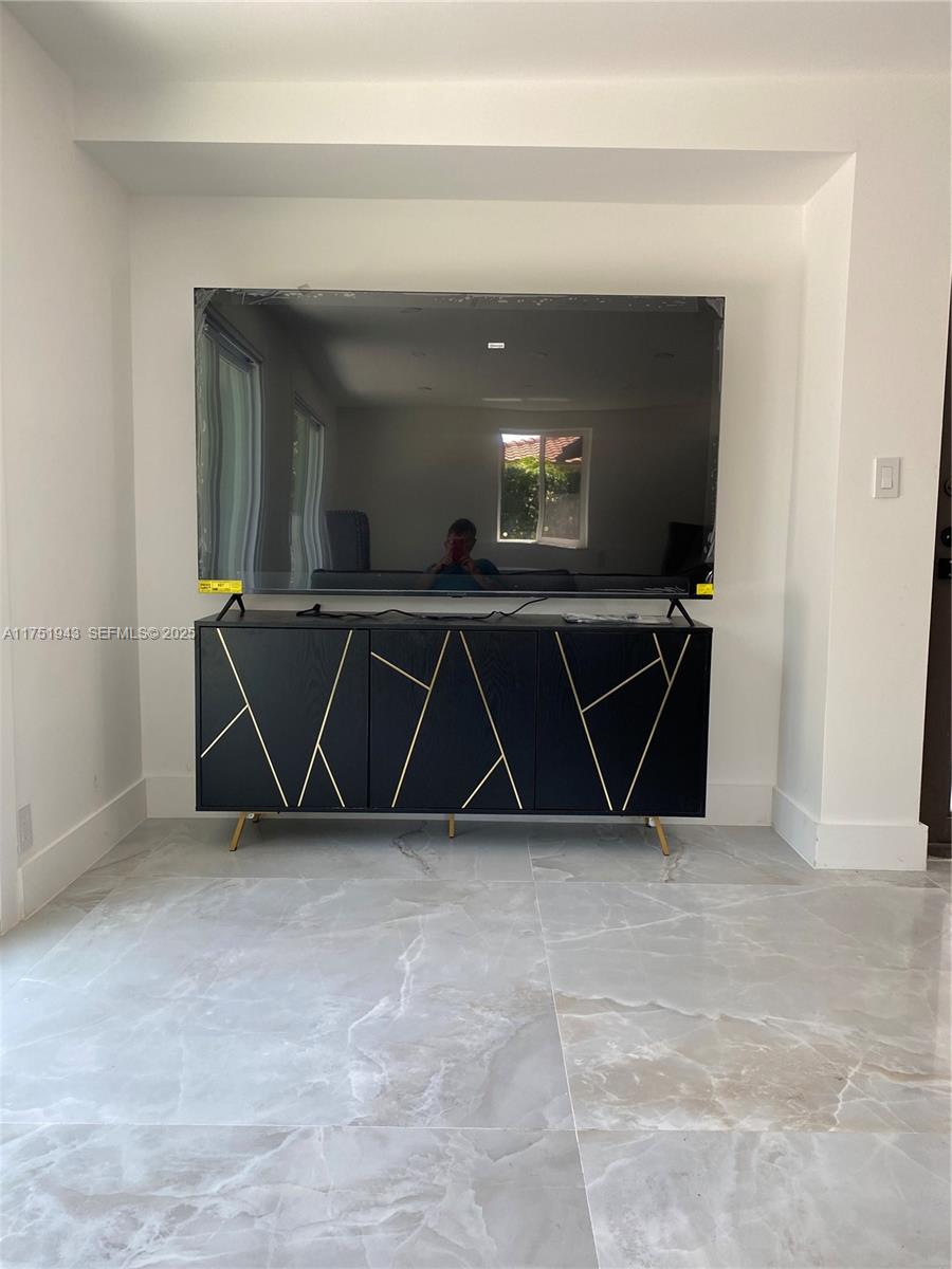 3261 Oleander Way Lauderdale By The Sea, FL 33062