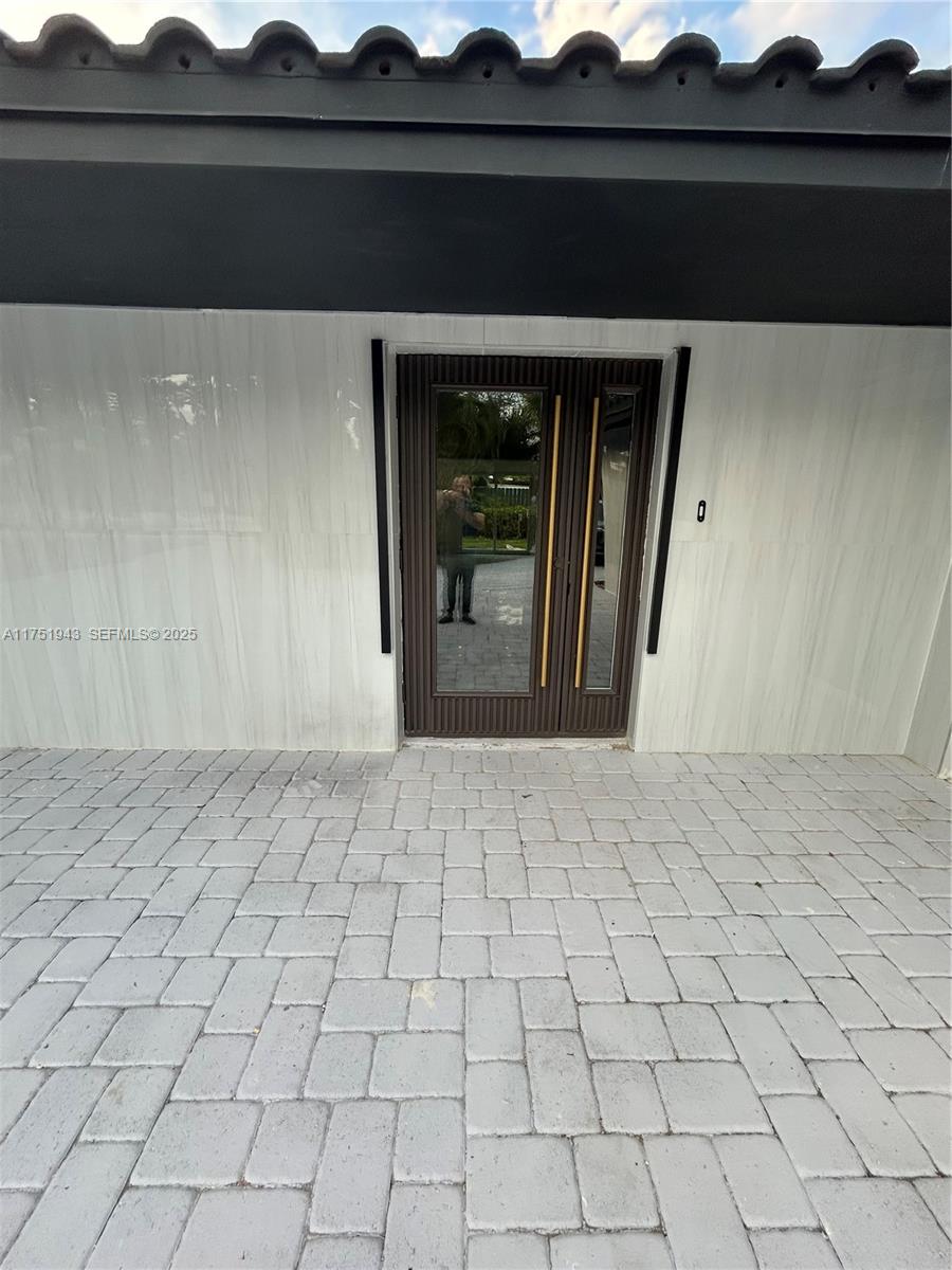 3261 Oleander Way Lauderdale By The Sea, FL 33062