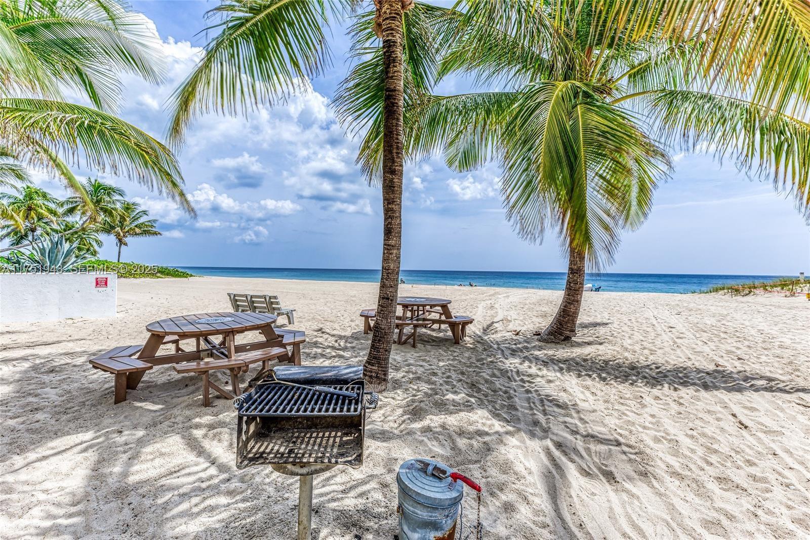 3261 Oleander Way Lauderdale By The Sea, FL 33062