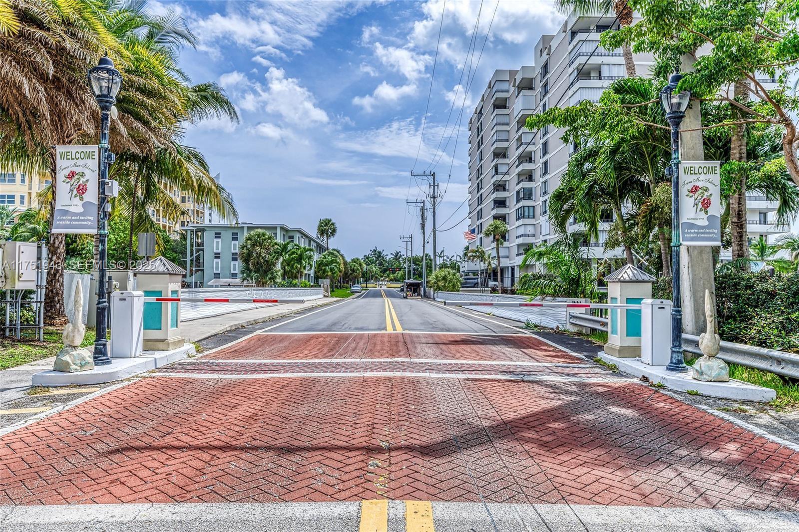 3261 Oleander Way Lauderdale By The Sea, FL 33062