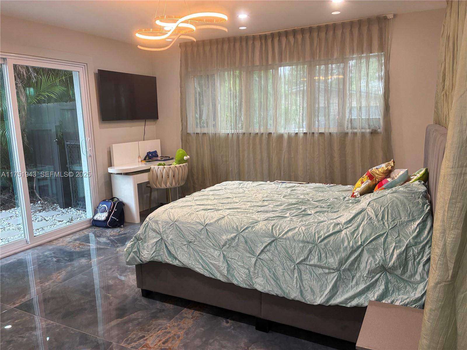 3261 Oleander Way Lauderdale By The Sea, FL 33062