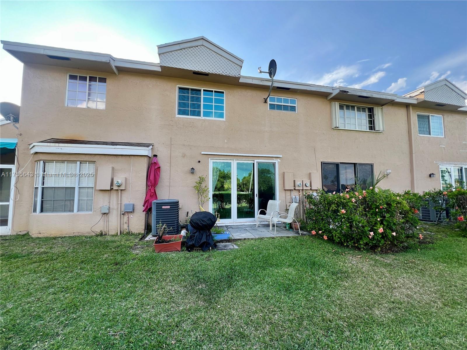 7114 Woodmont Way #7114 Tamarac, FL 33321