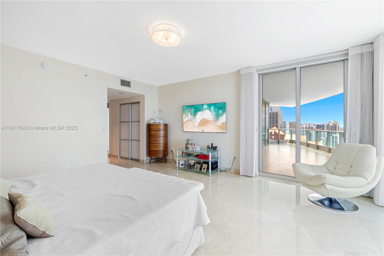image Jade Residences15