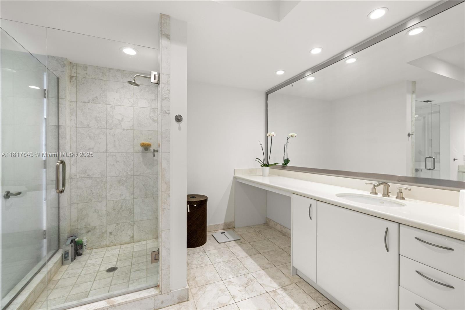 image Jade Residences16